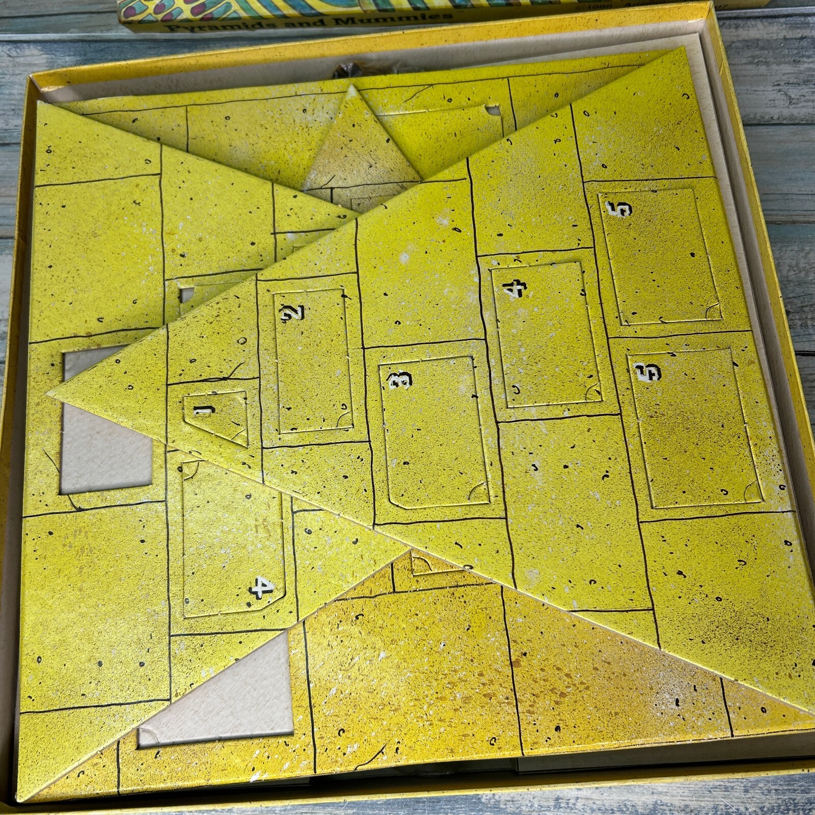 Aristoplay Boardgame Pyramids and Mummies Box Vintage 80s 1988 Retro