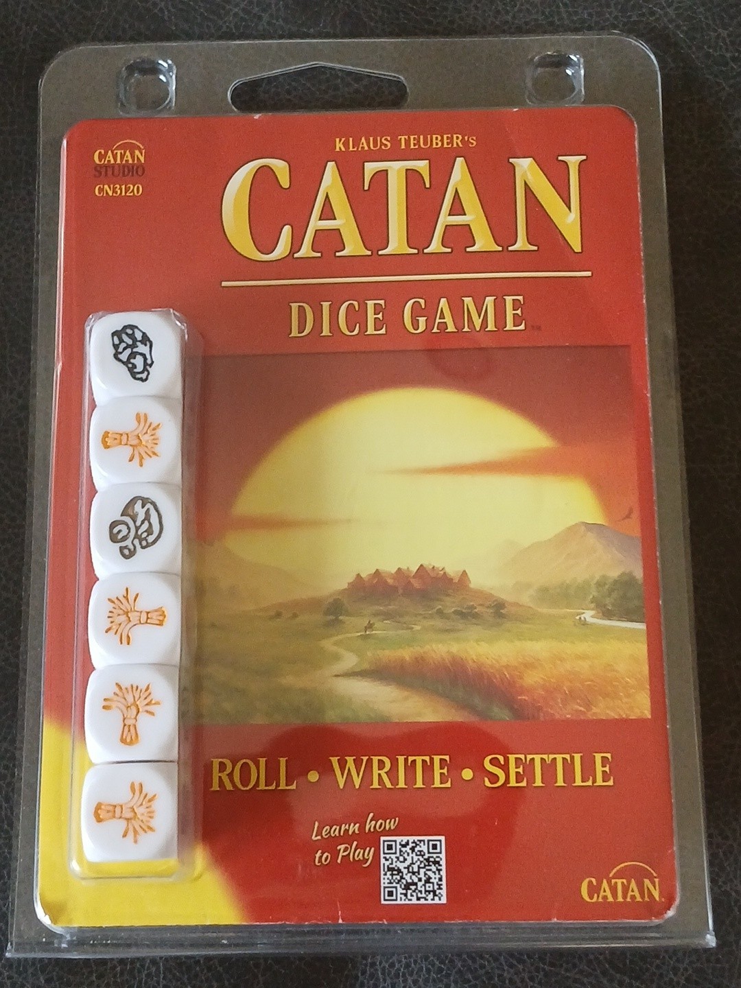 Settlers of Catan 2-6 Player Dice Game Roll Write Settle NEW Travel