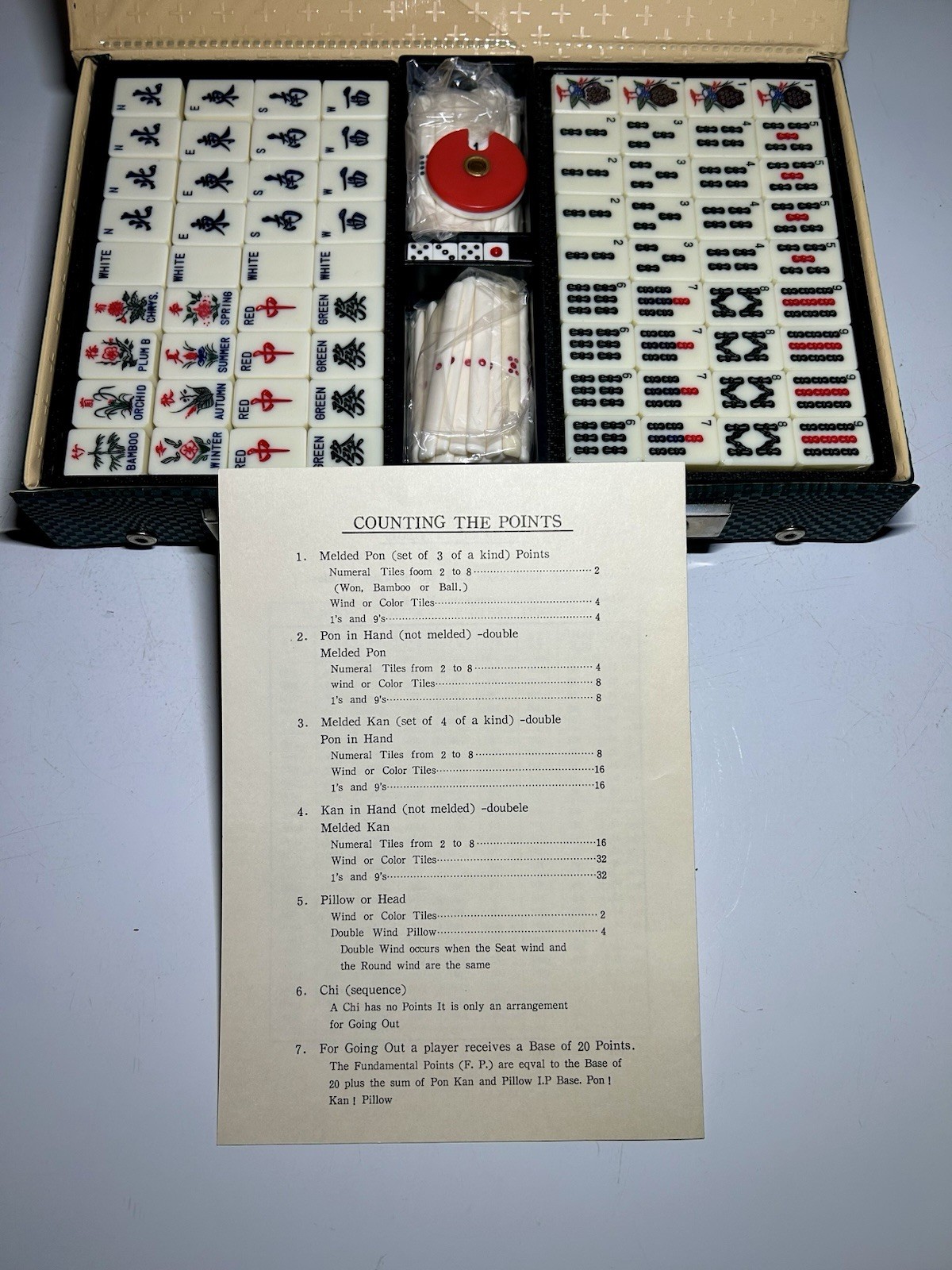 Vintage Japanese Phenolic & Bamboo Mah Jong Set & Case 144 Tiles & Wind Disc