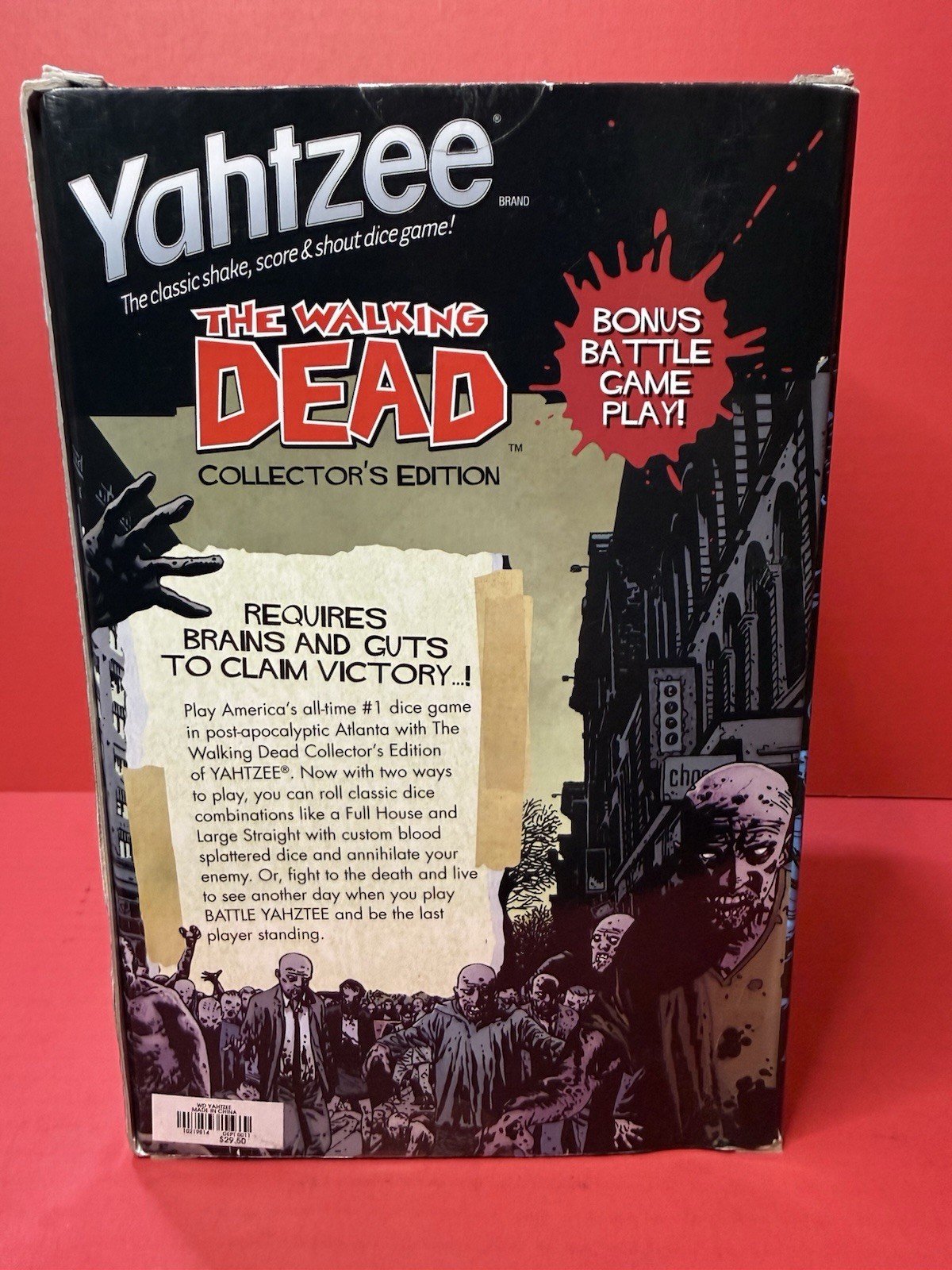Yahtzee The Walking Dead Collector’s Edition Game Hasbro 2014 New Zombie Head