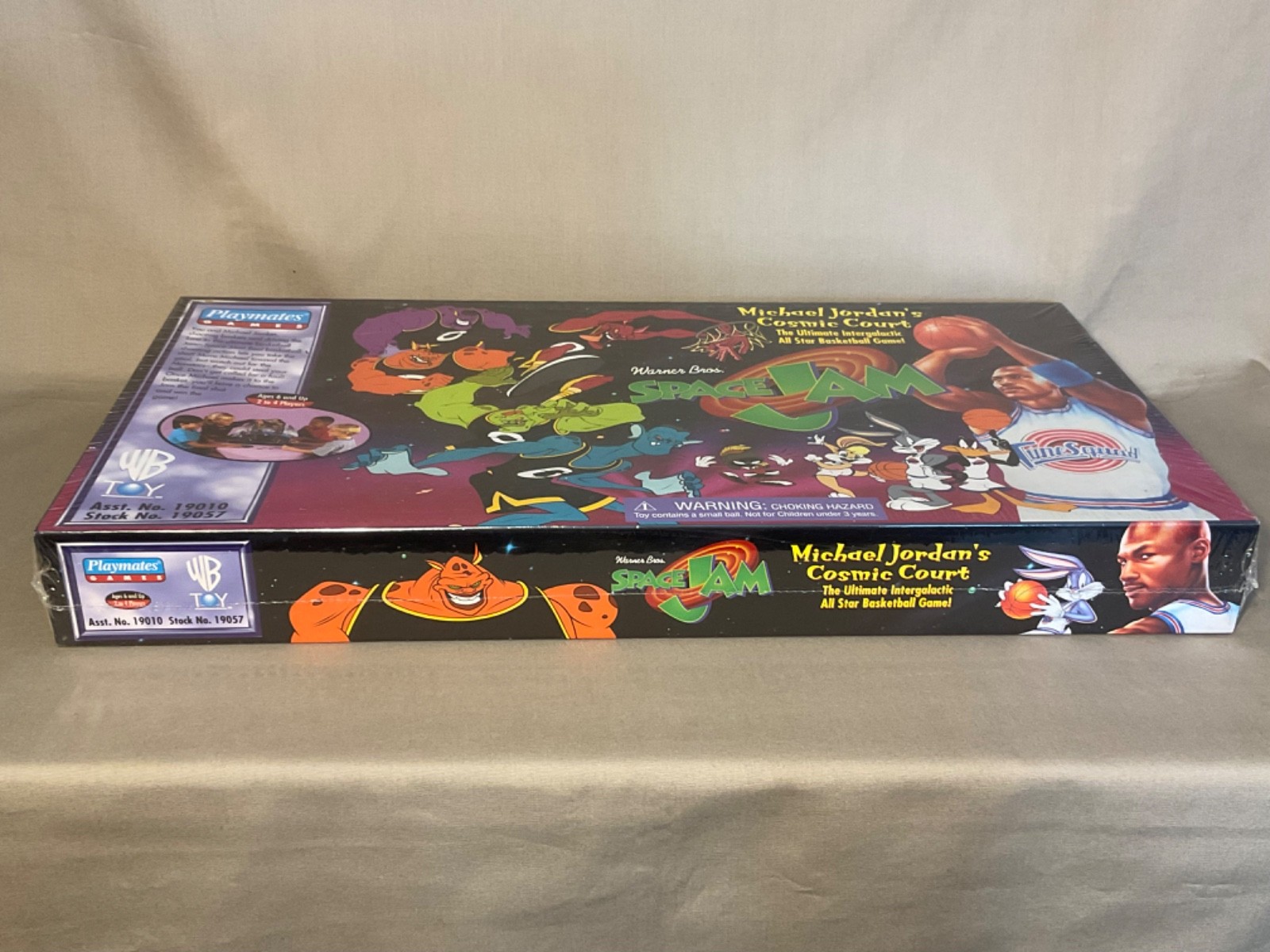Michael Jordan’s Cosmic Court 1996 Warner Bros. Space Jam Game Brand New SEALED
