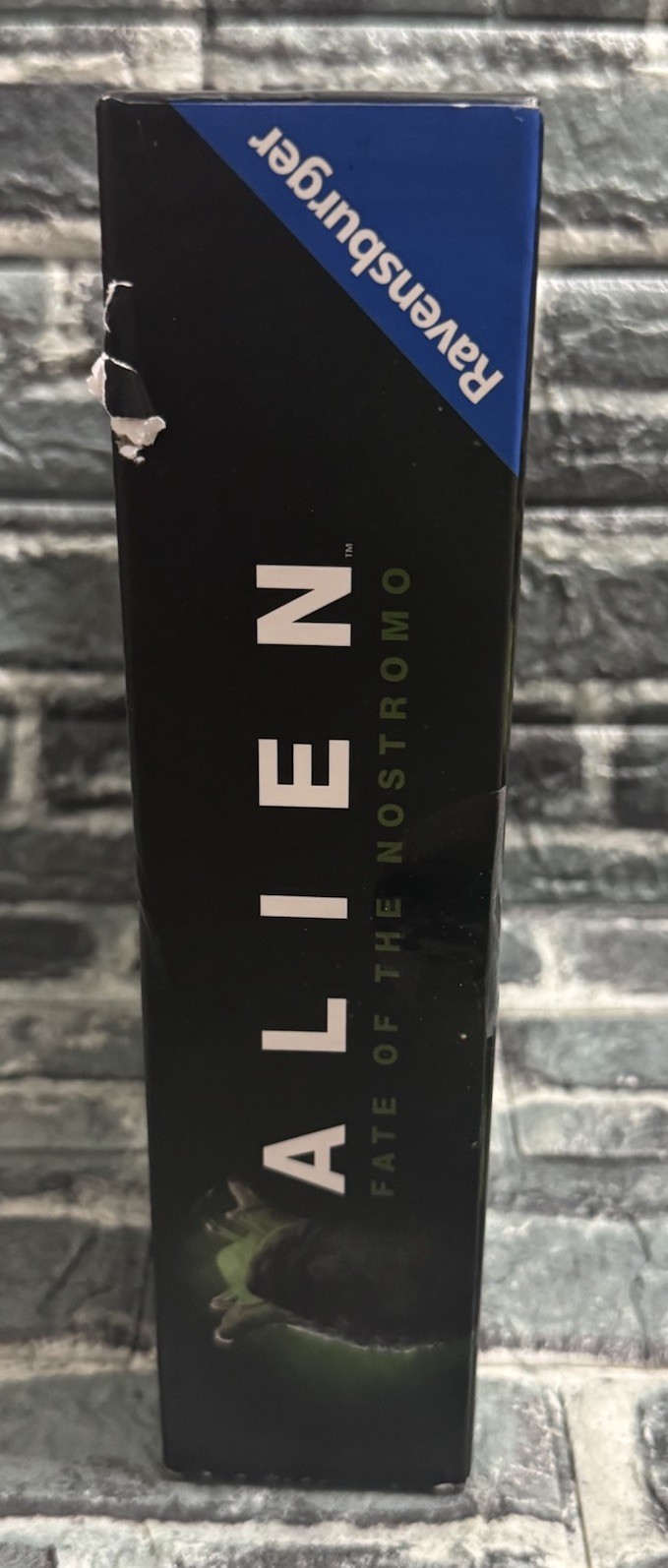 ALIEN: Fate of the Nostromo Board Game Unopened Box Damaged
