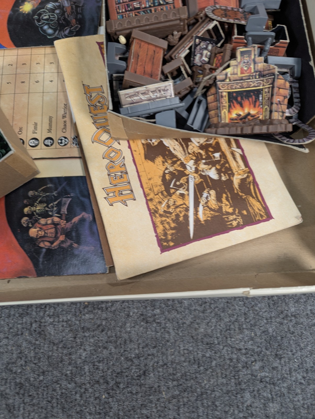 VTG 1990 Hero Quest Game System 90s Role Playing Board HeroQuest TONS OF PIECES