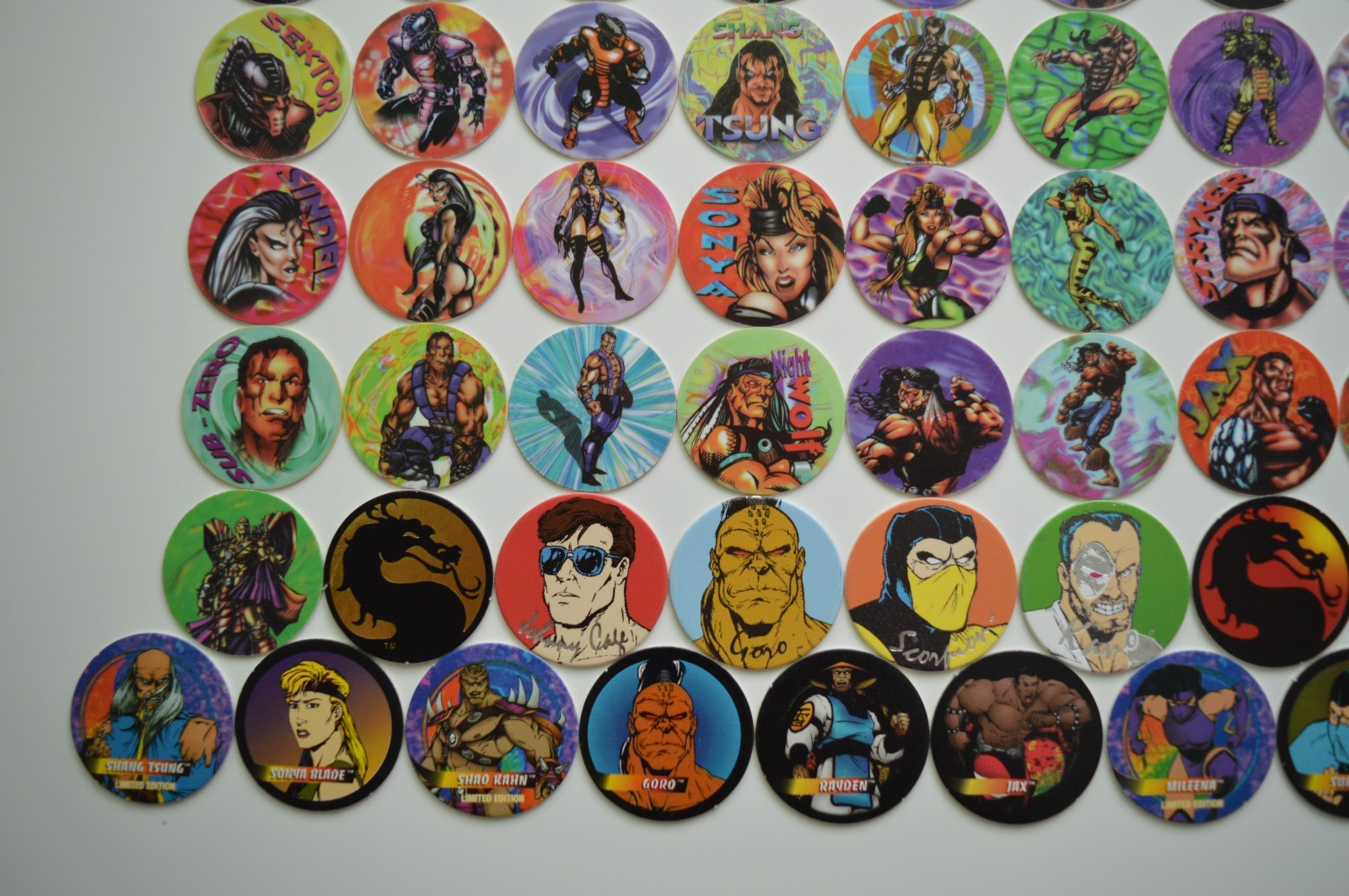 1995 Mortal Kombat Dunkin Tazos /1992 Mortal Kombat Midway 2 Series Pogs 12/13+