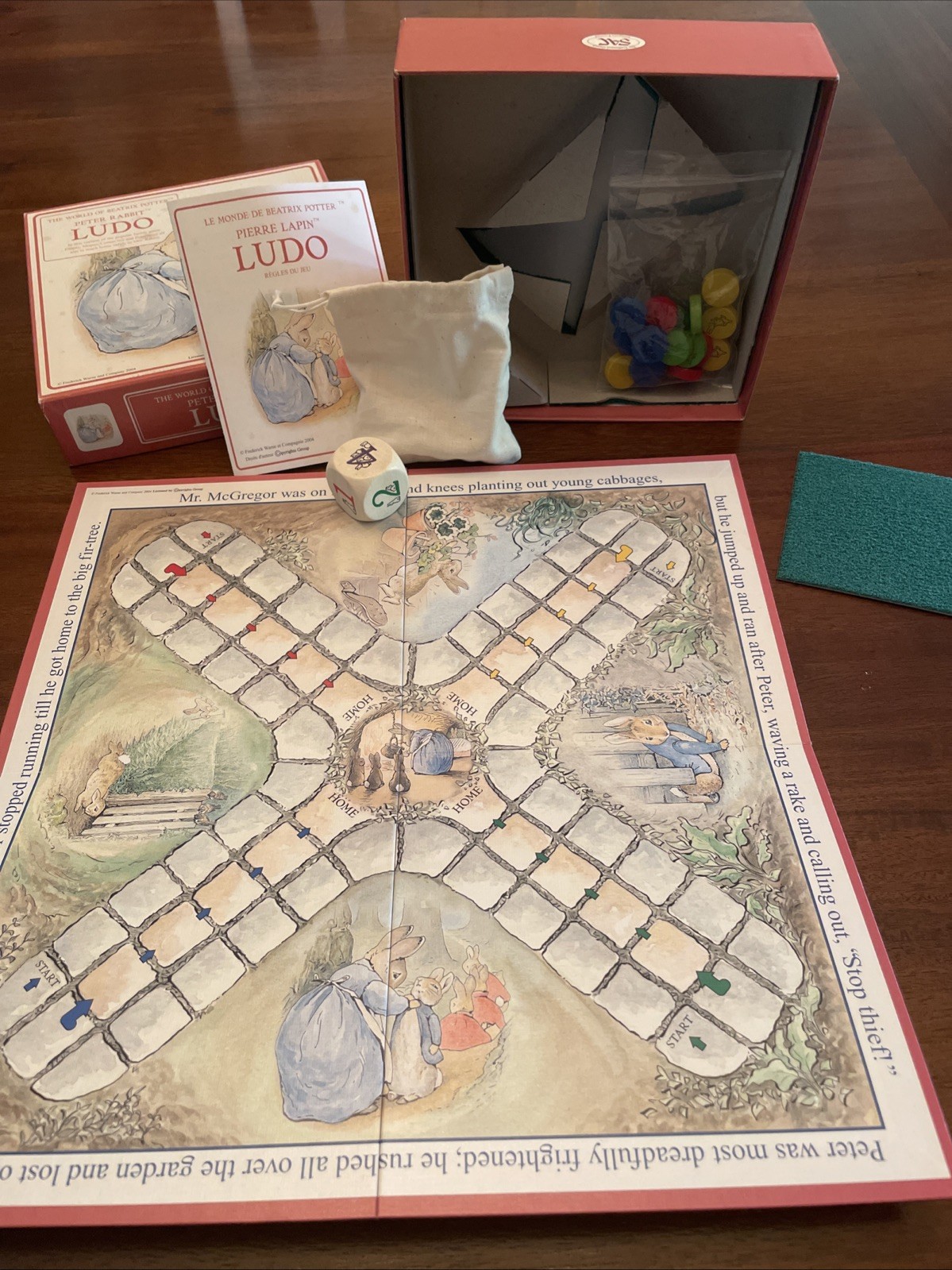 Peter Rabbit Ludo Board Traditional Game Company Wood Pieces Beatrix Potter 2004