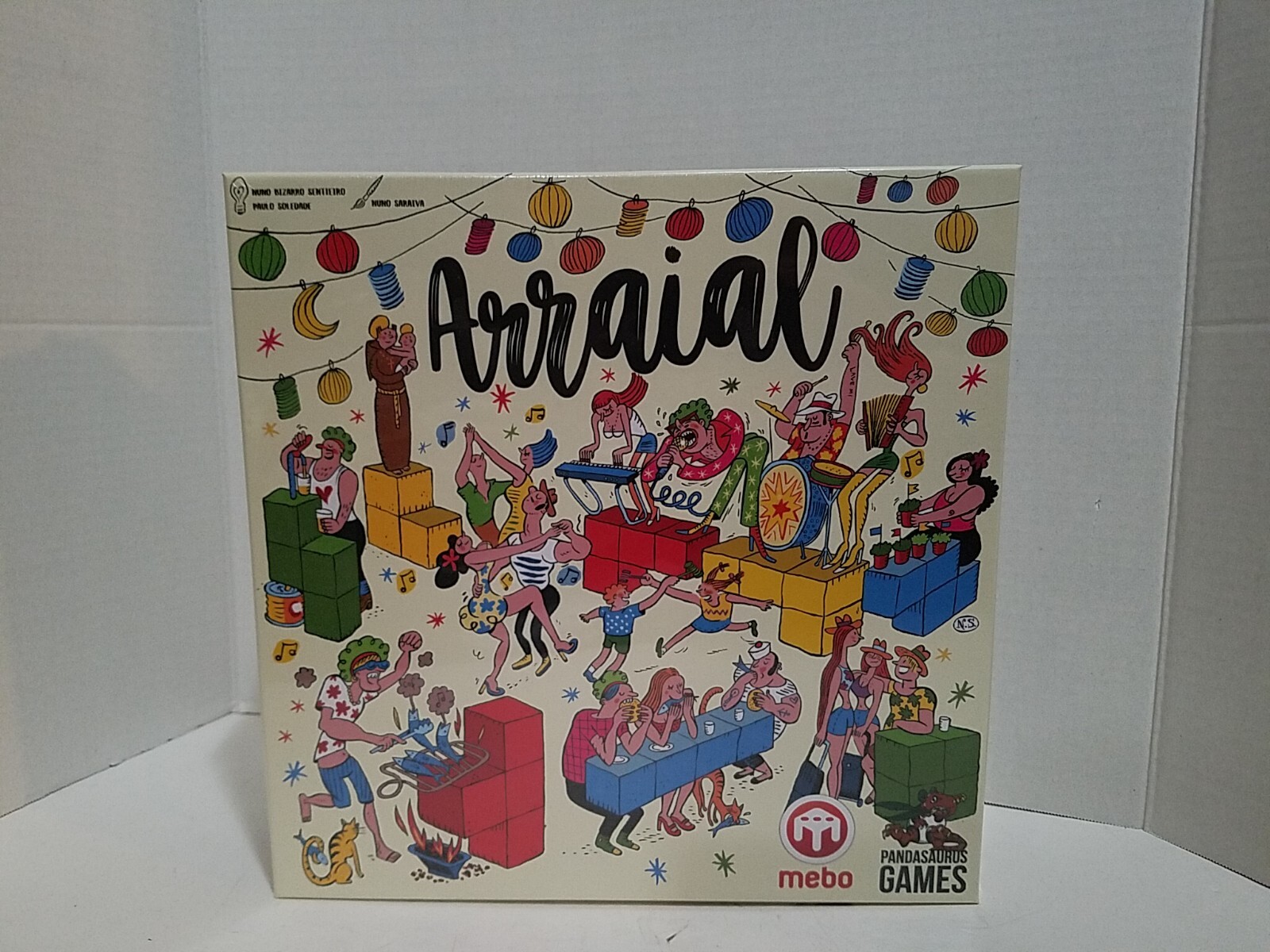 Arraial Board Game