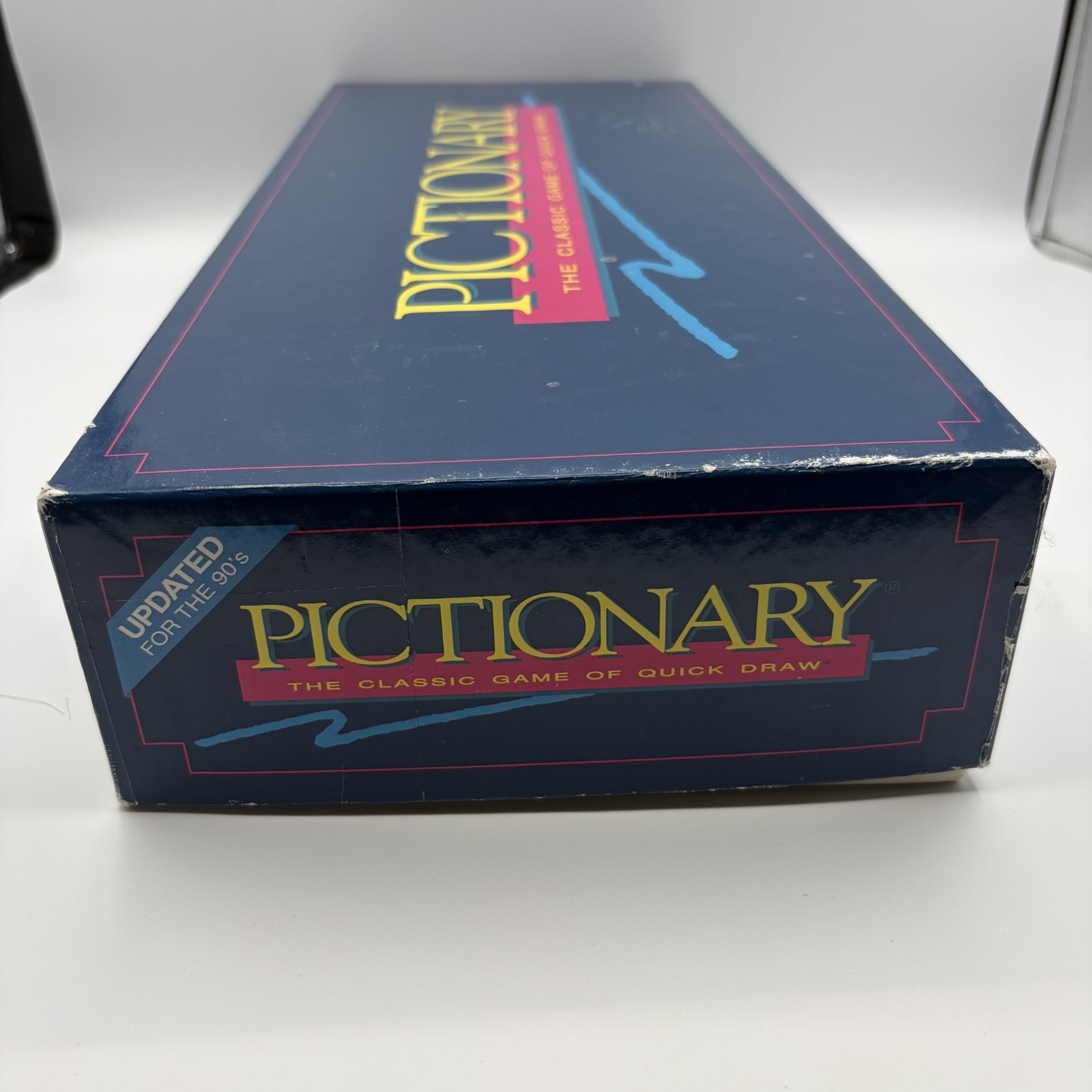 Pictionary Updated For The 90’s Classic Board Game from 1993 COMPLETE