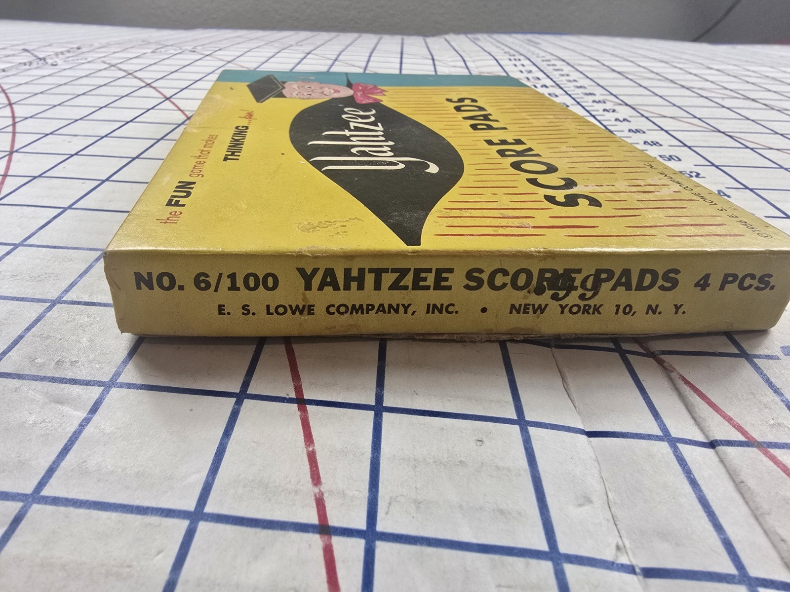 VTG Vintage 1950’s-60’s Yahtzee – Score Pads (4) – in Original Box E.S. Lowe Co