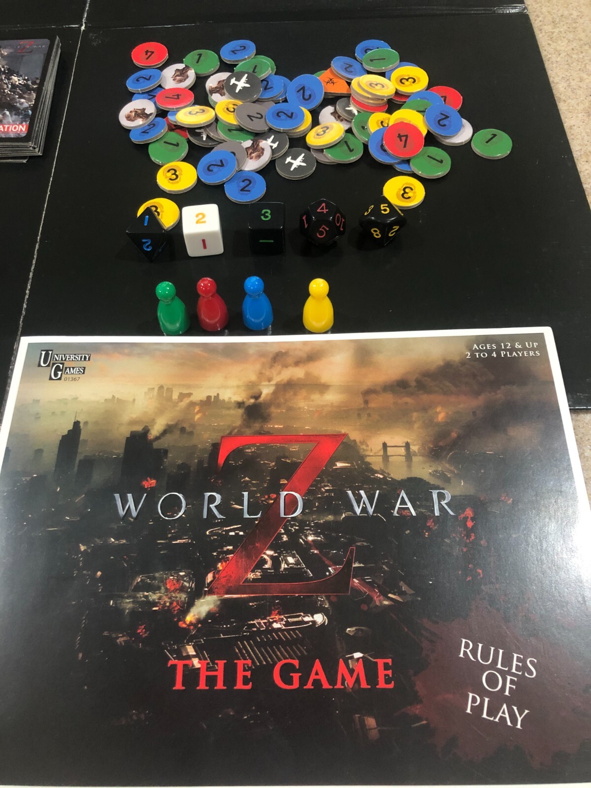World War Z The Game Deadly Zombie Pandemic Board Game COMPLETE