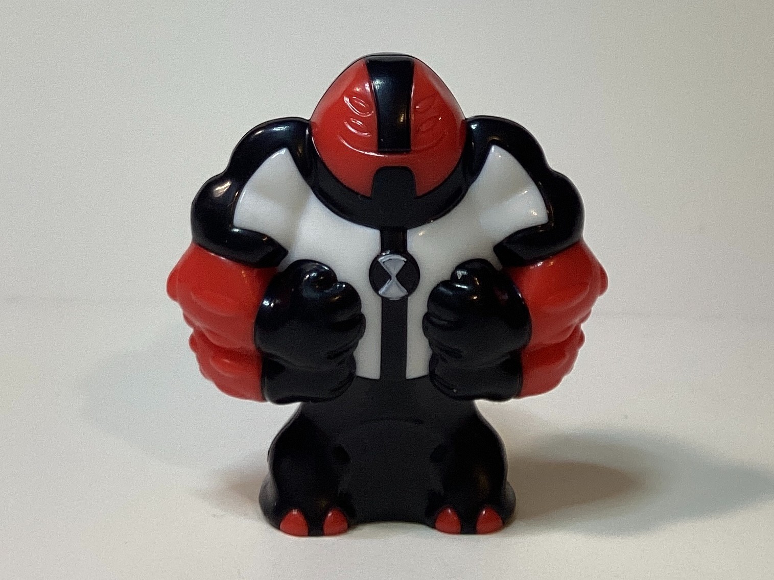 Gogo’s Crazy Bones Cartoon Network Four Arms Ben 10 CN Figure