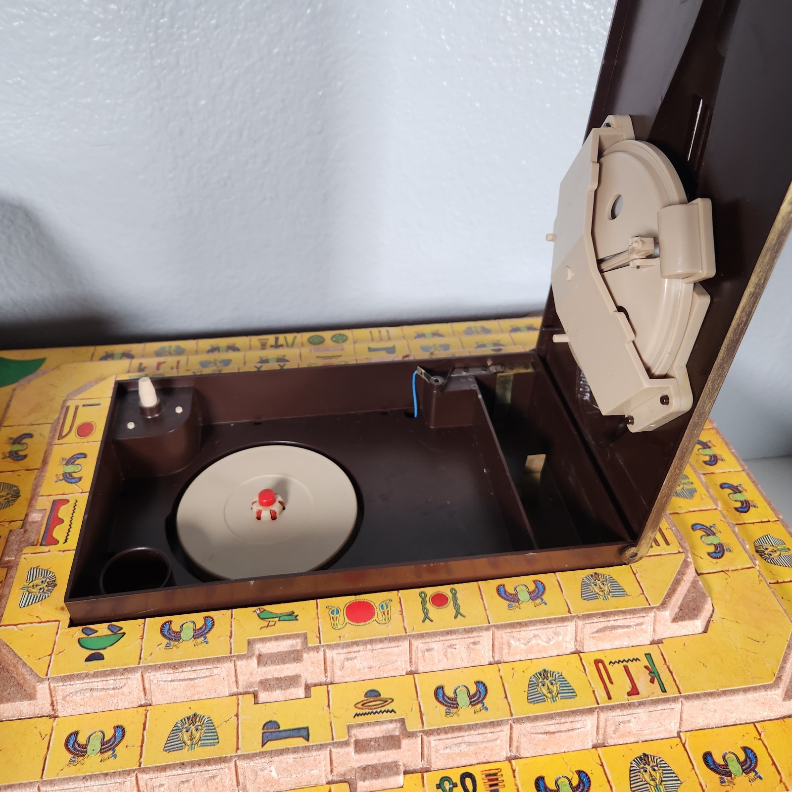 3 Milton Bradley Board Game – 1971 – VOICE OF THE MUMMY – w/Box For Parts AS IS