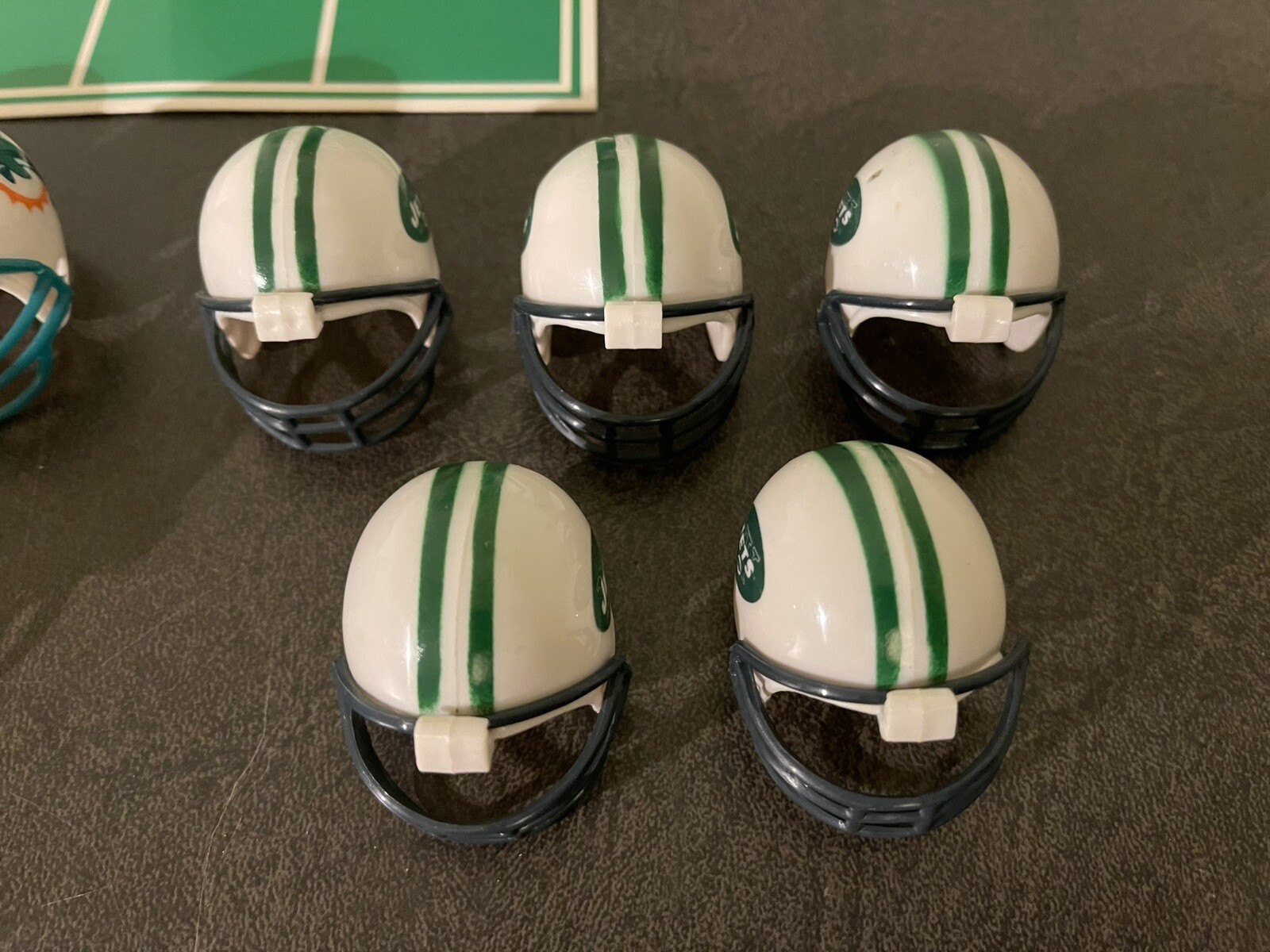 Dolphins vs Jets NFL Tic Tac Toe Game Mini Helmets Vintage Football COMPLETE