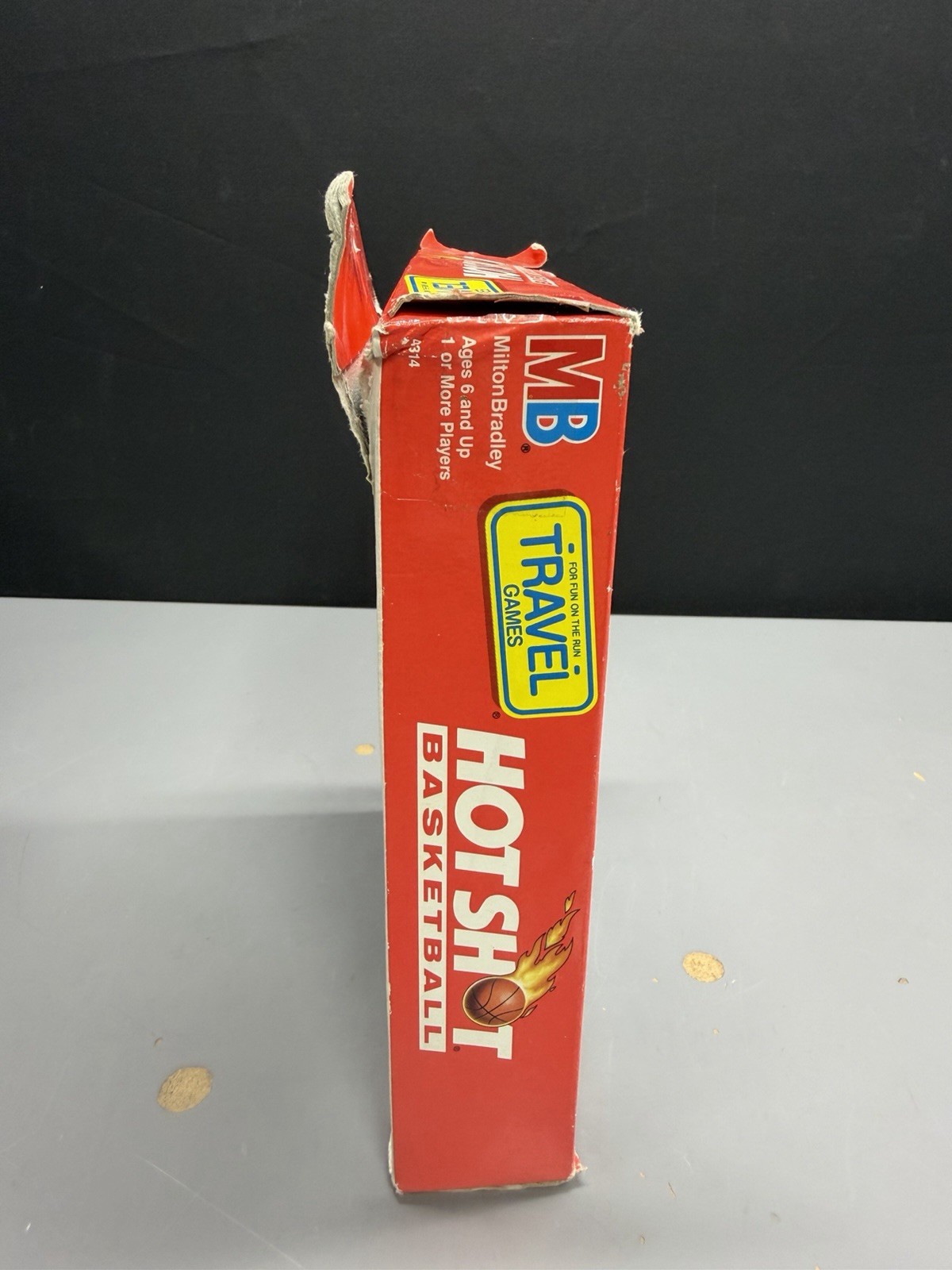 Hot Shot Basketball Vintage 1992 Motorized Travel Game Milton Bradley Complete