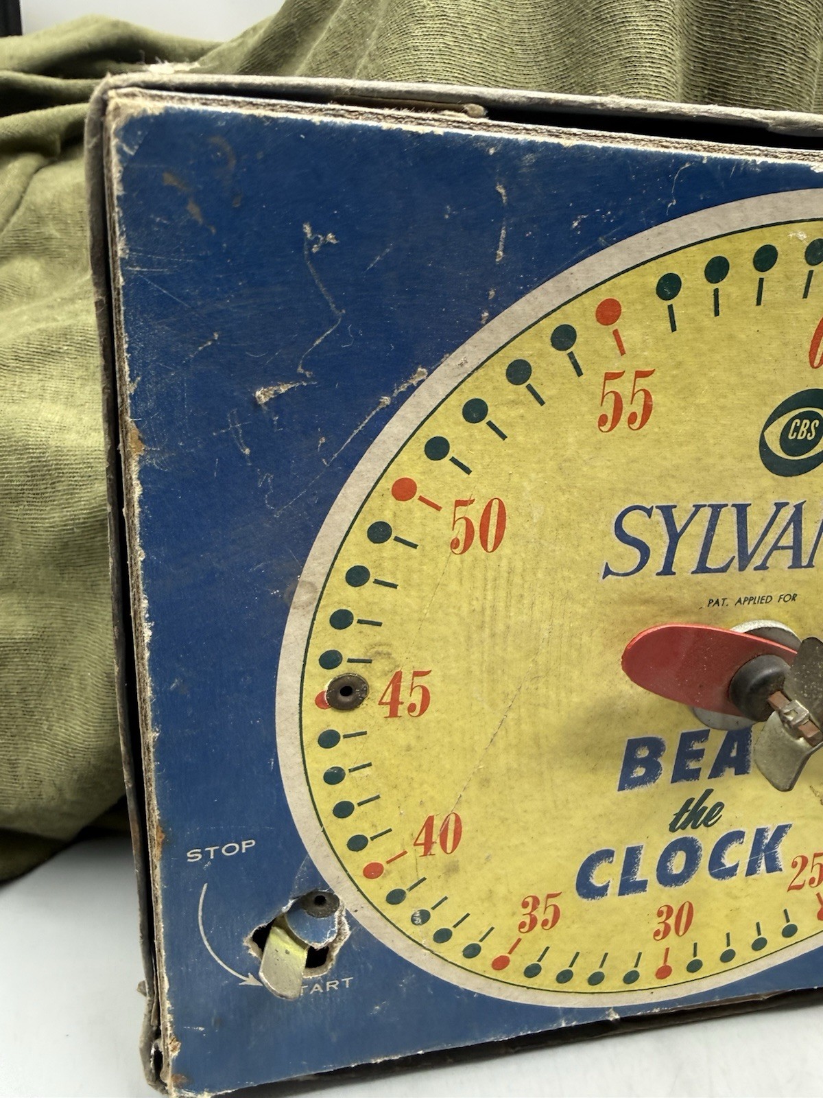 Vintage “Beat the Clock” CBS Game Show Board Game Piece. Partially Working!