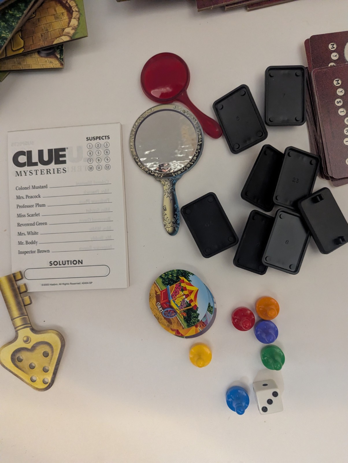 2005 Clue Mysteries Decoding Detective 50 Cases Board Game Parker Brothers