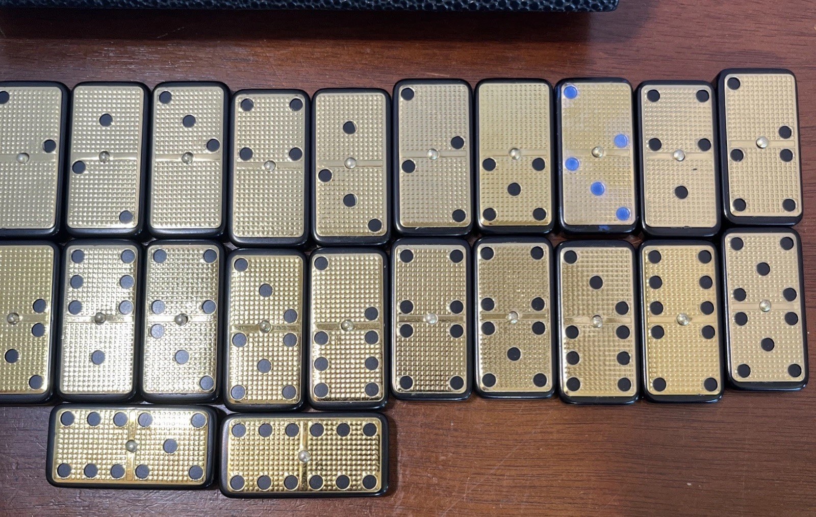 Bucher & Rossini Metal Surface Dominoes Set Double – Classic 28 Pieces. “J1”