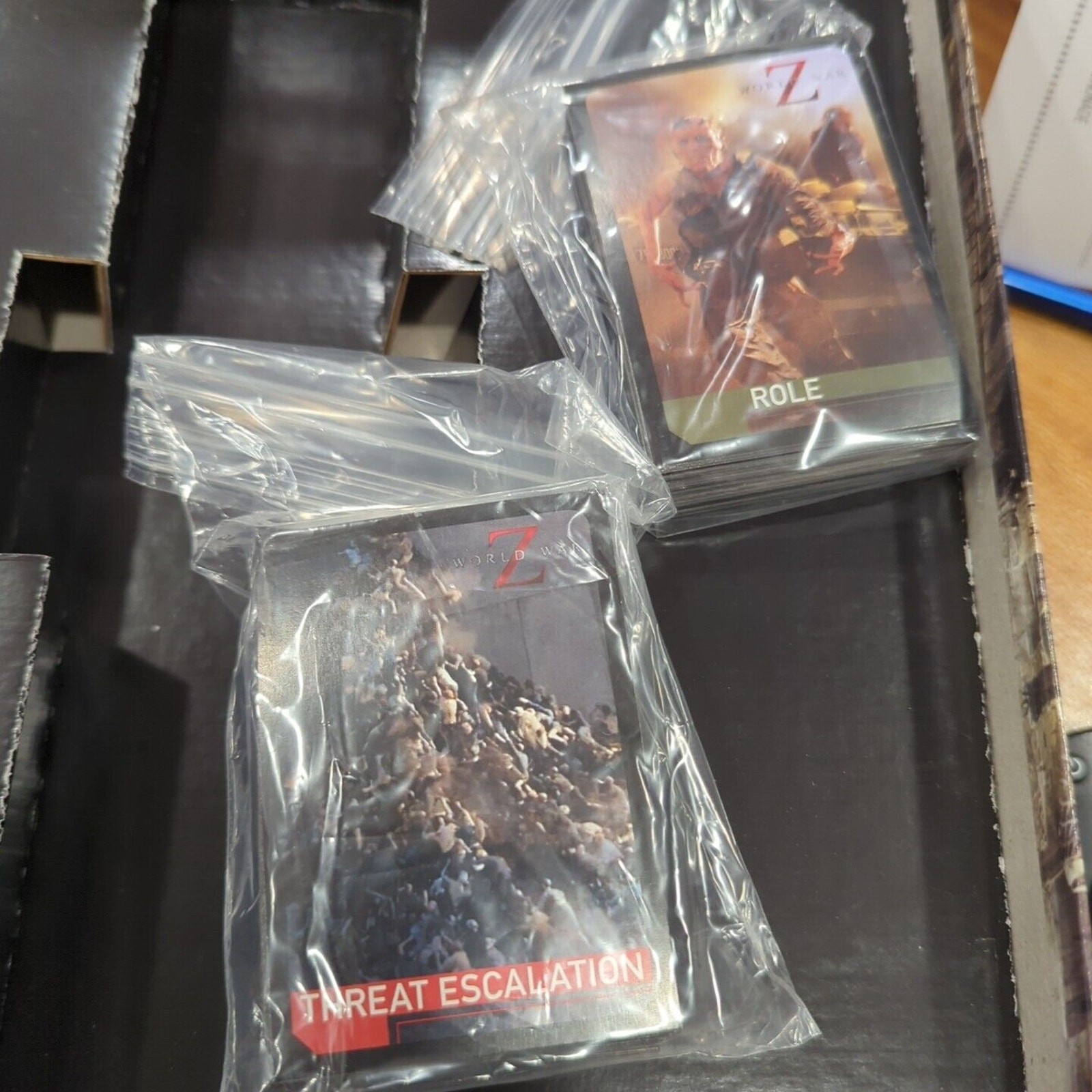 UNIVERSITY GAMES , WORLD WAR Z , THE GAME BOARD GAME – 2013 EDITION