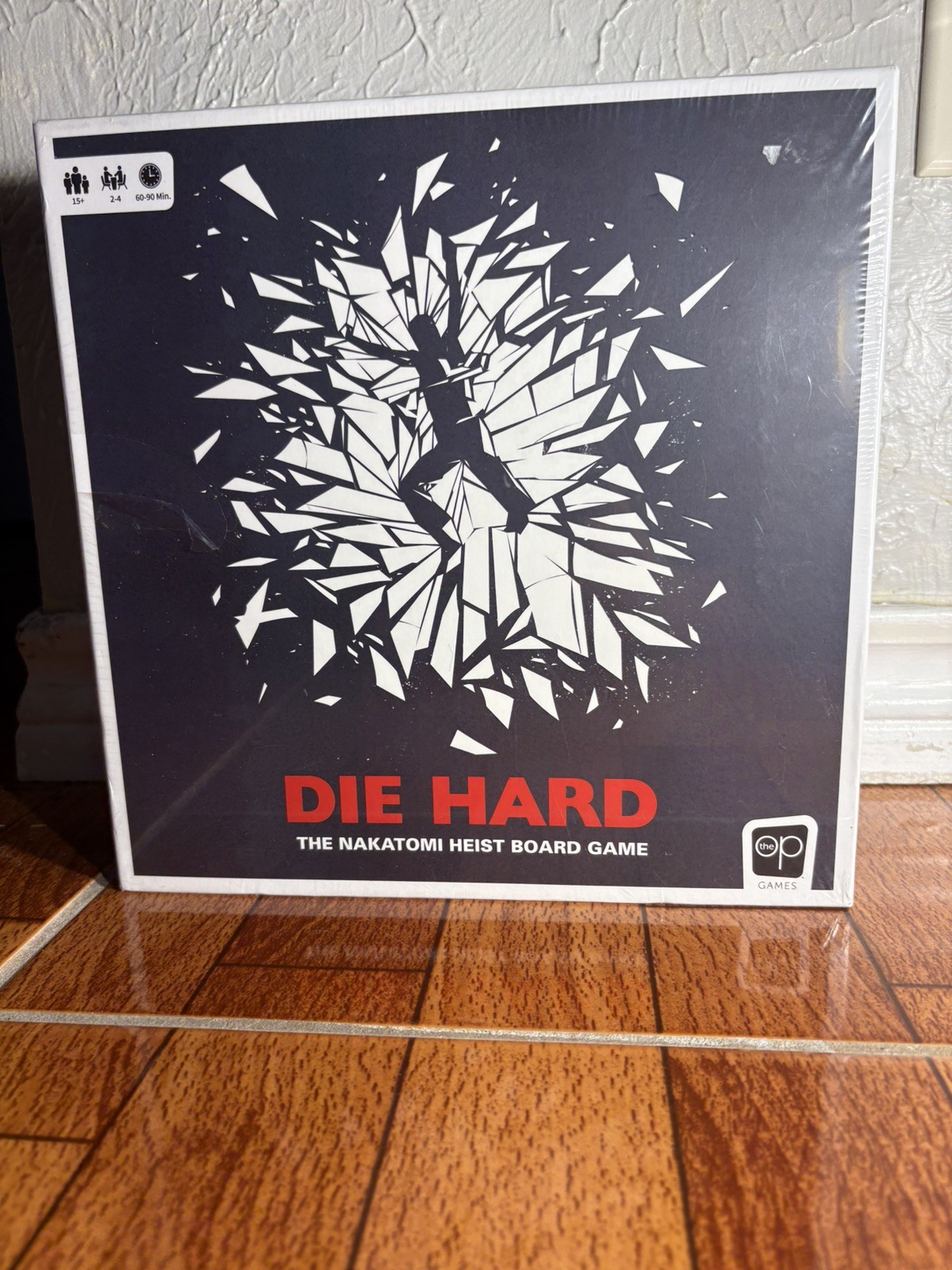 Die Hard Nakatomi Heist Board Game YKYMF Bonus Pin New Sealed Christmas Classic