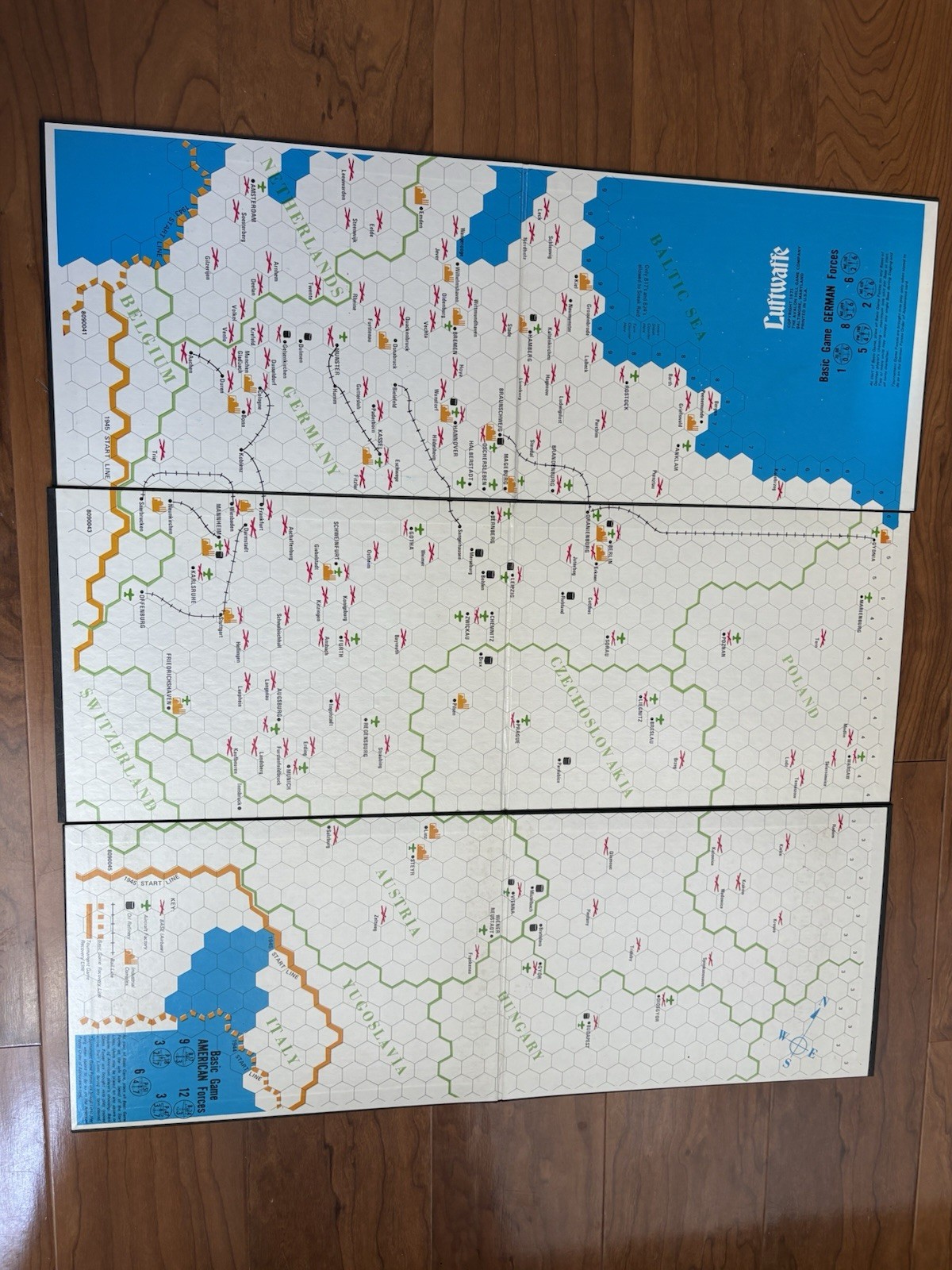 Luftwaffe (Aerial Combat Over Germany) Avalon Hill Game Board Only And Box