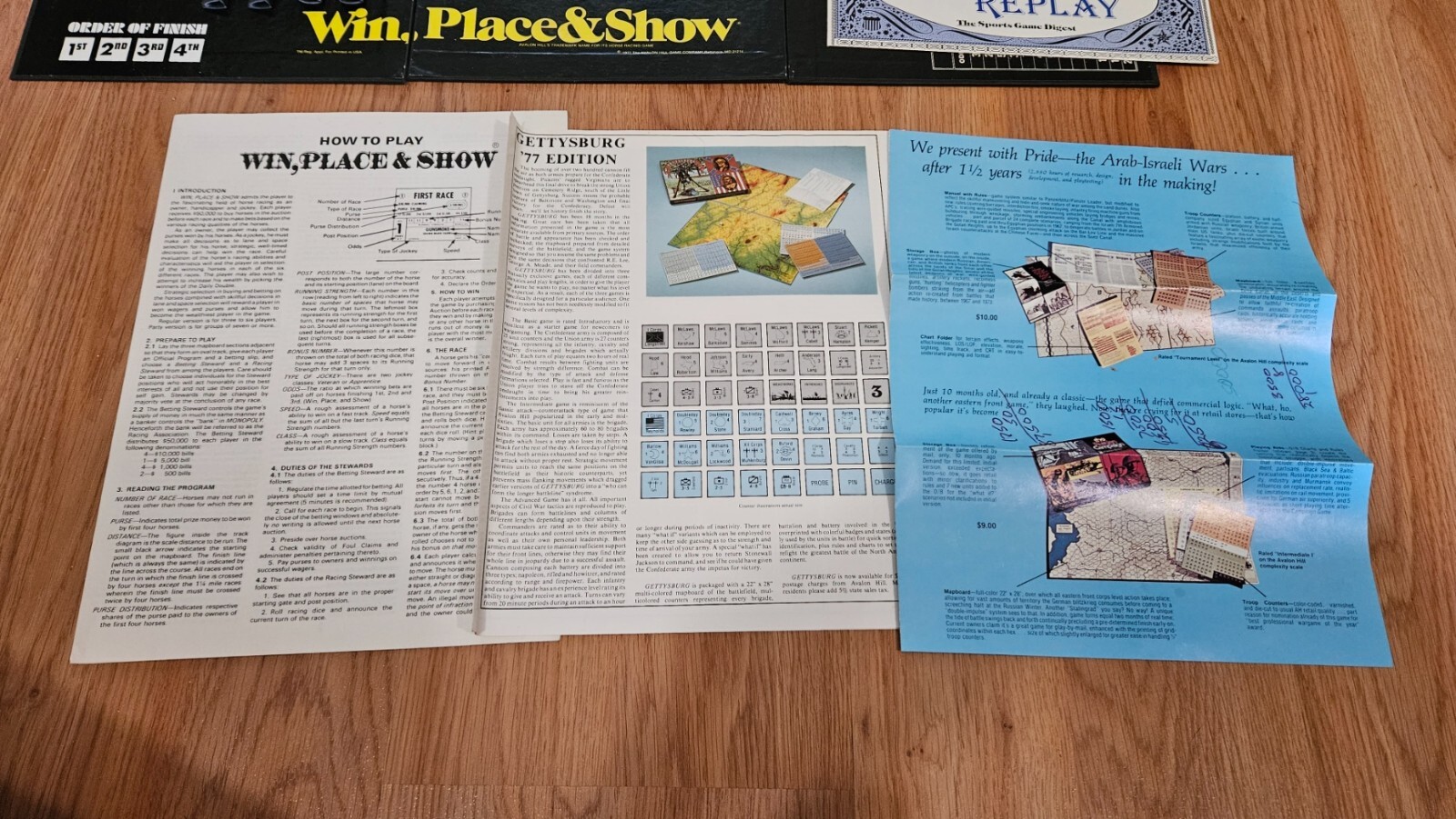 Win, Place & Show Avalon Hill Sports Illustrated Horse Racing Board Game IN BOX