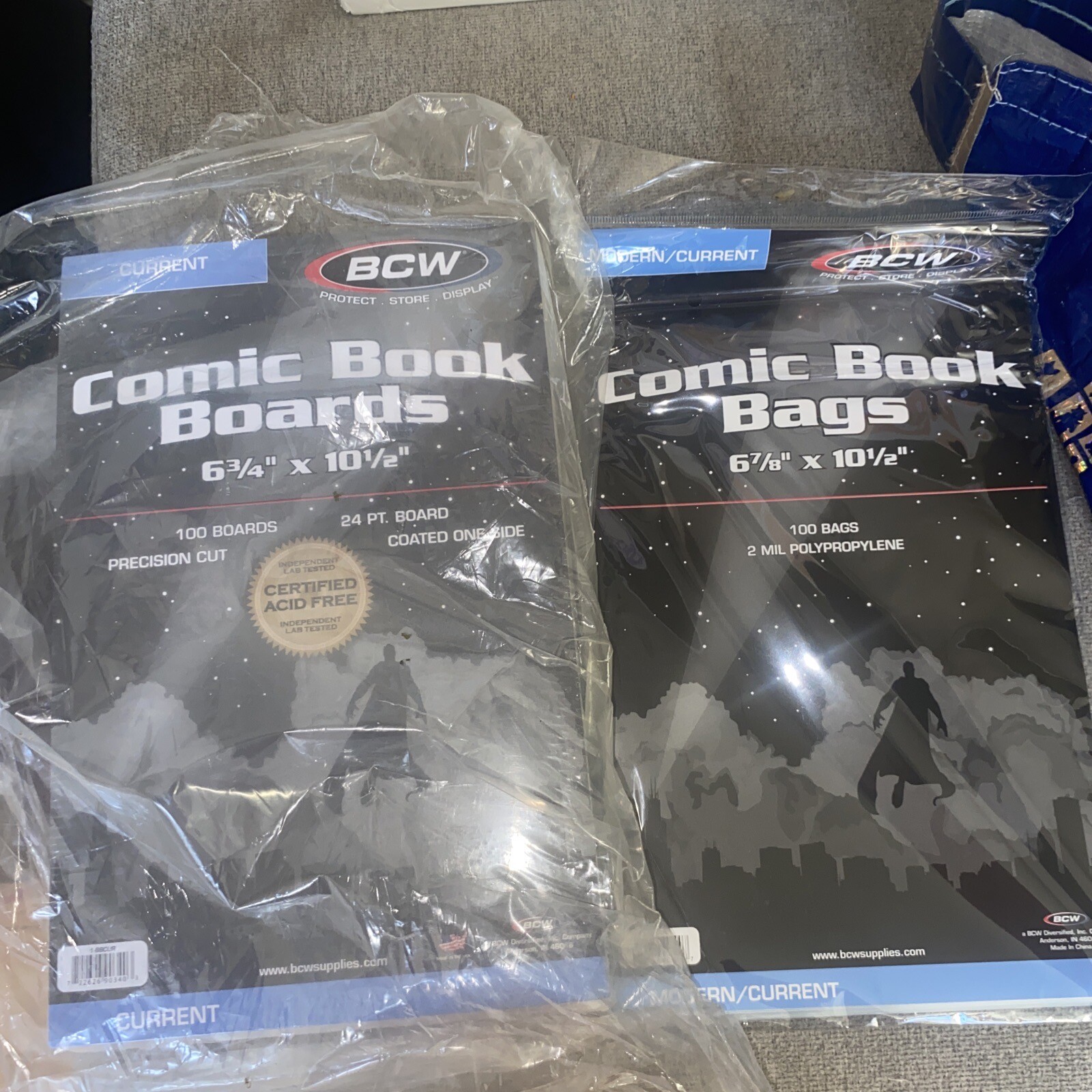 BCW Supplies – Current Size 100 Comic Boards -100 bags- 25 Dividers