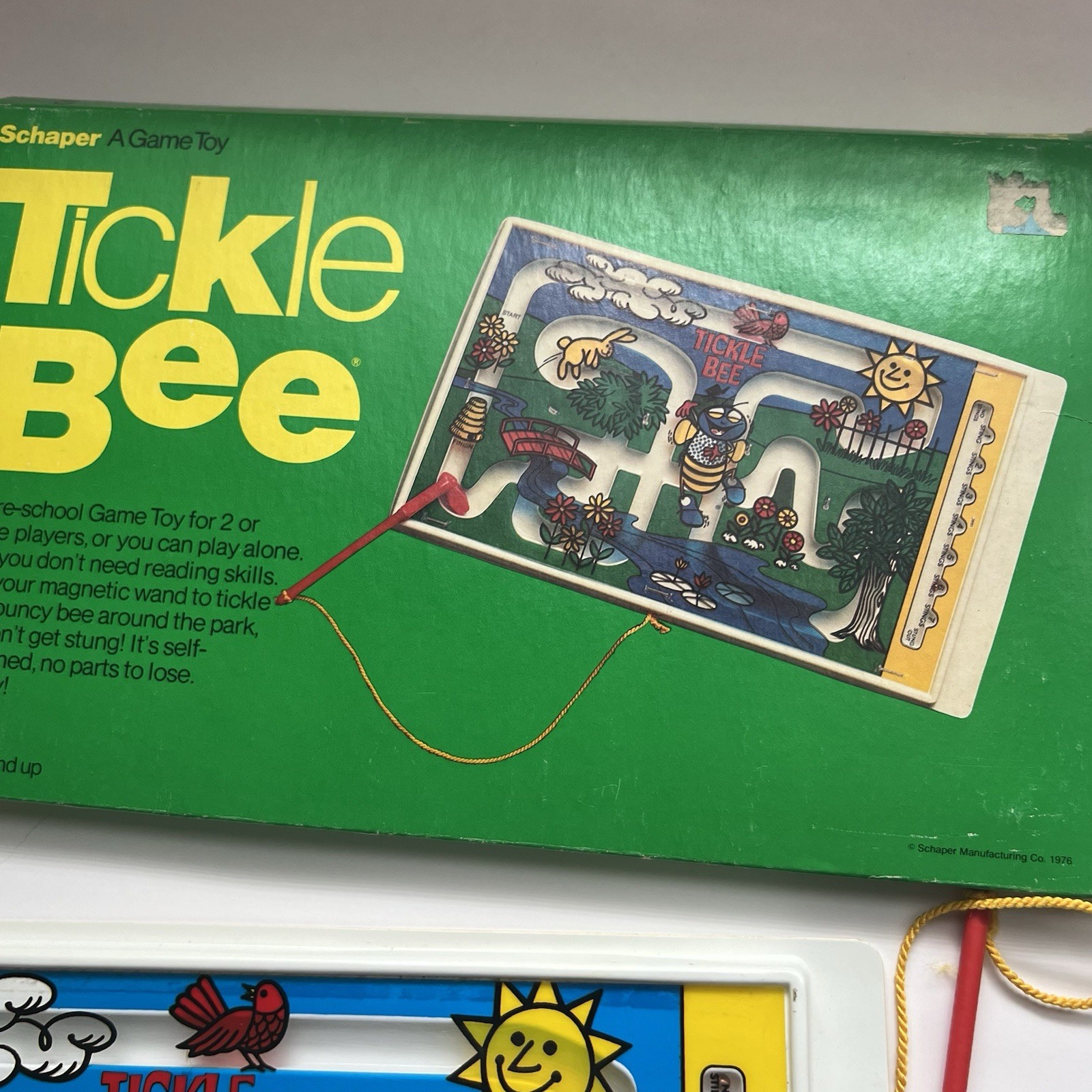 Vintage 1976 Schaper Tickle Bee Magnetic Maze Board Game Complete in Box #215