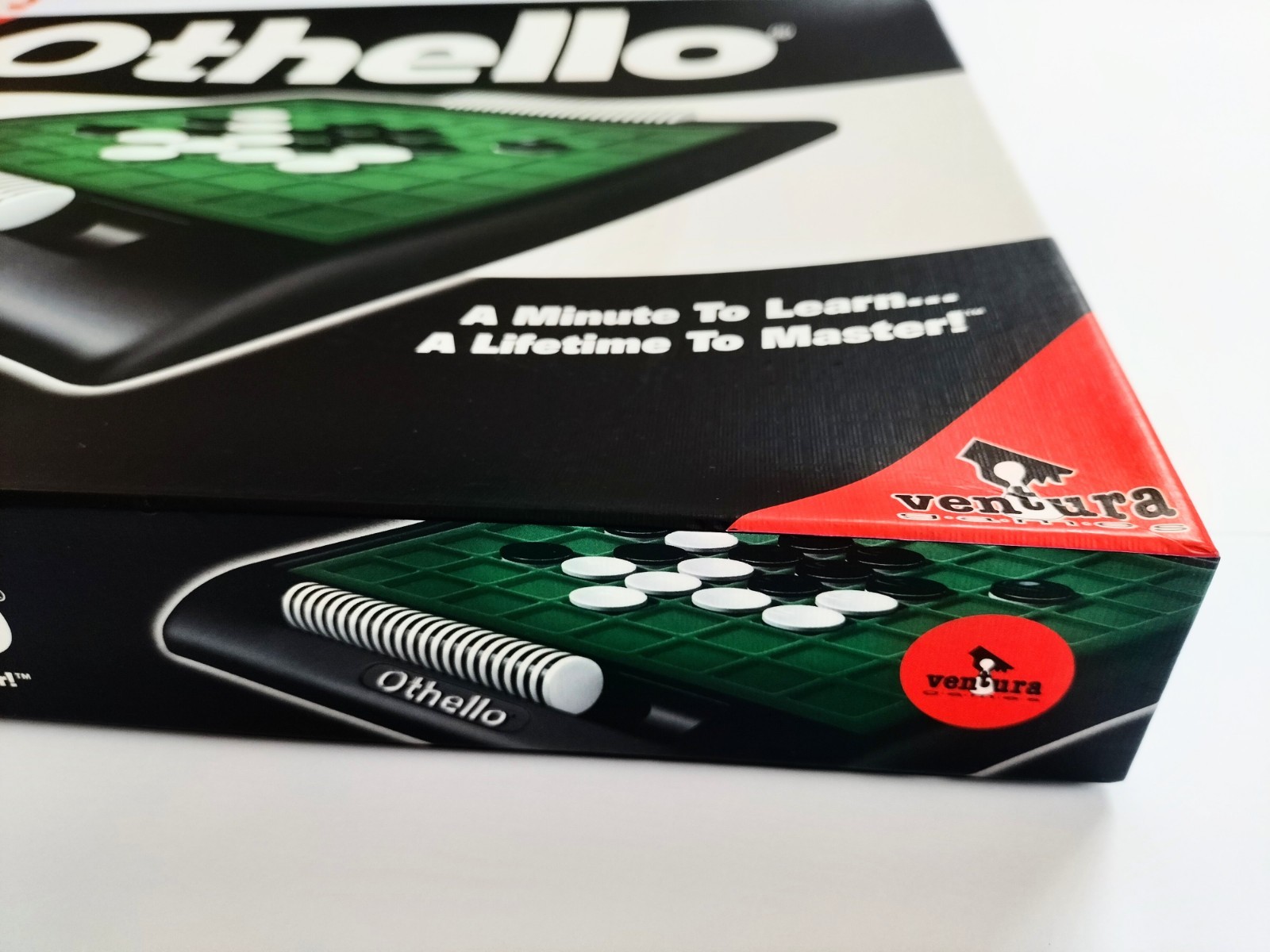 Othello Ventura Games Classic Australia & New Zealand Game 2 players LIKE NEW