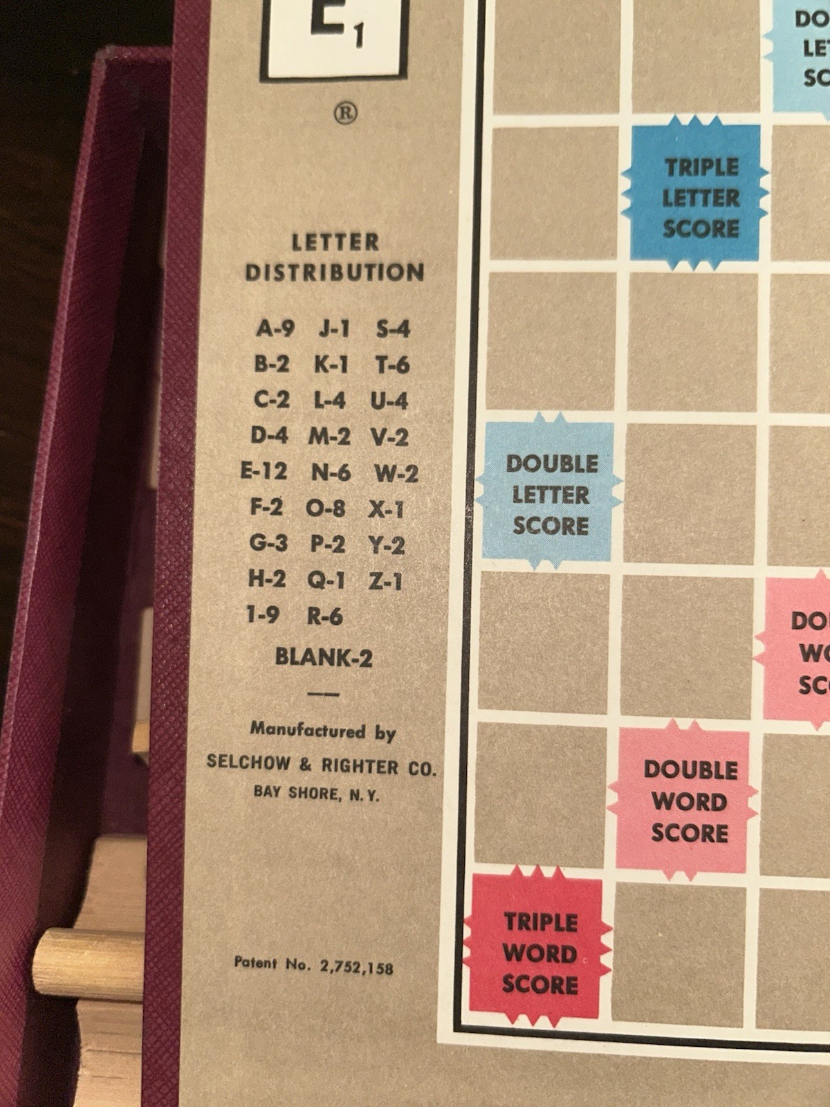 Vintage 1976 Scrabble Board Game, Selchow And Righter Co, Missing One Consonant