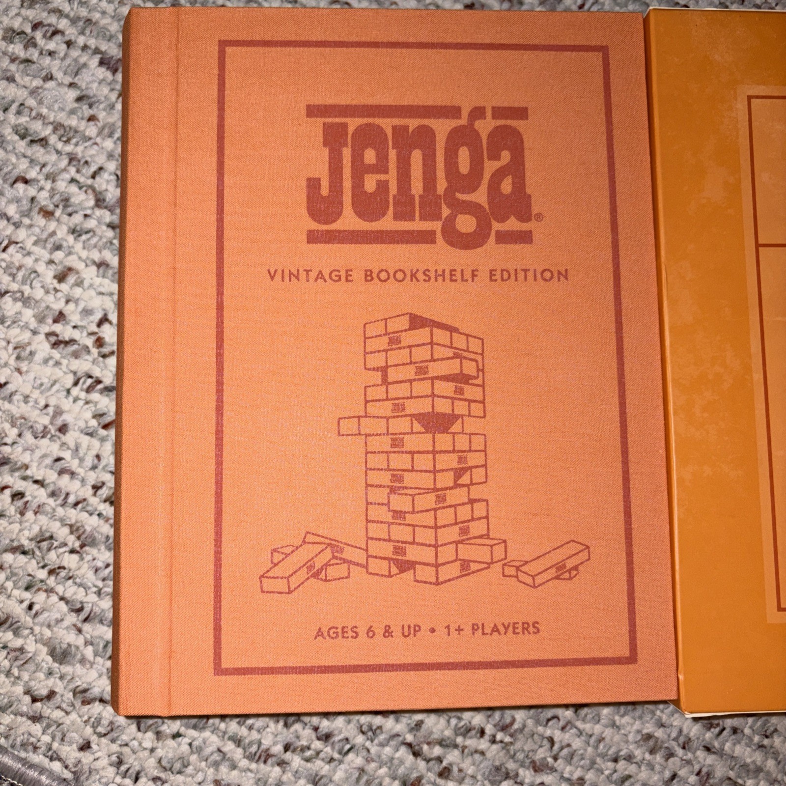 Jenga Vintage Bookshelf Edition