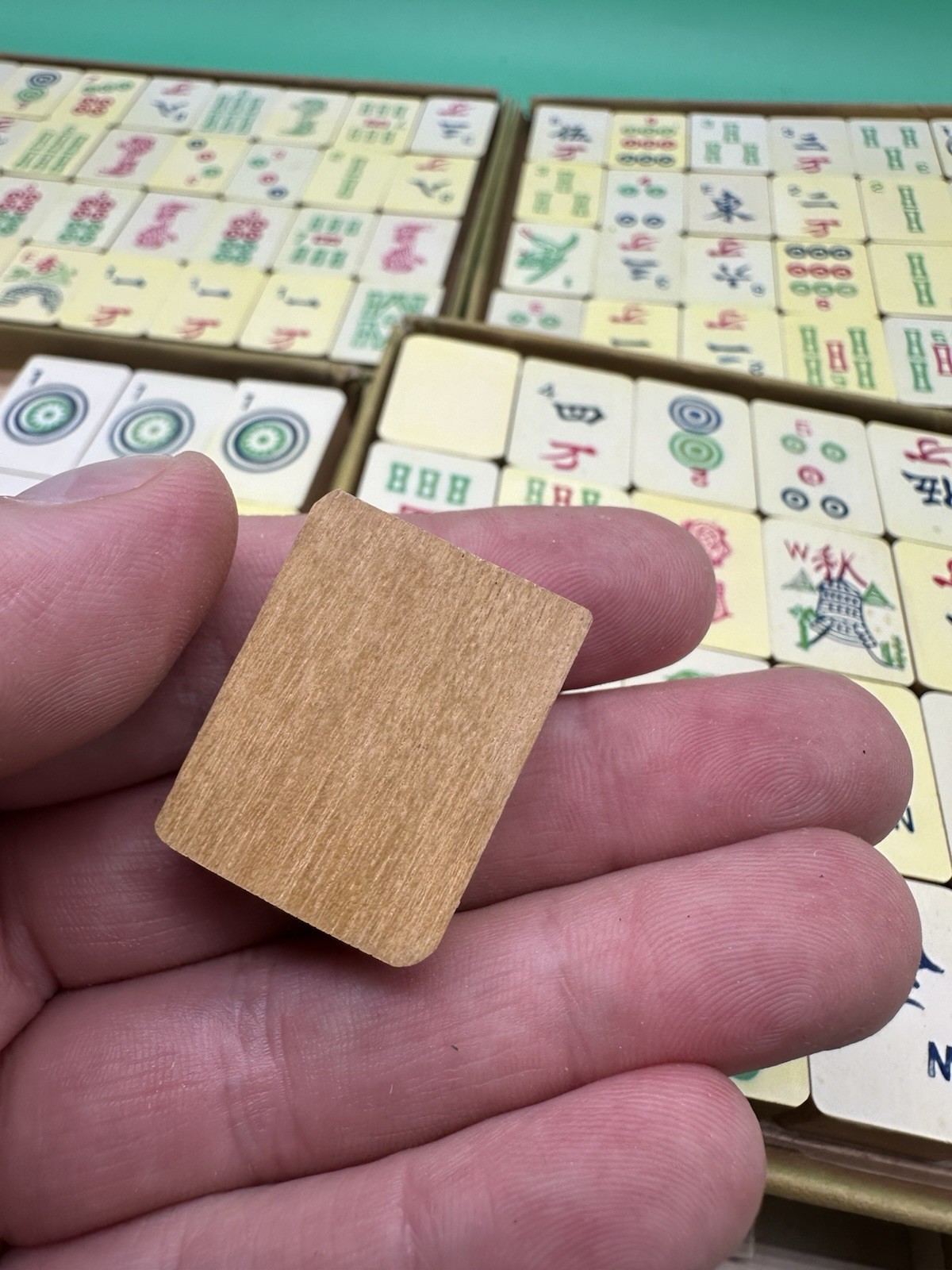 Antique Pung-Chow Mah-jong 144 tiles betting sticks dice,manual and box 1923