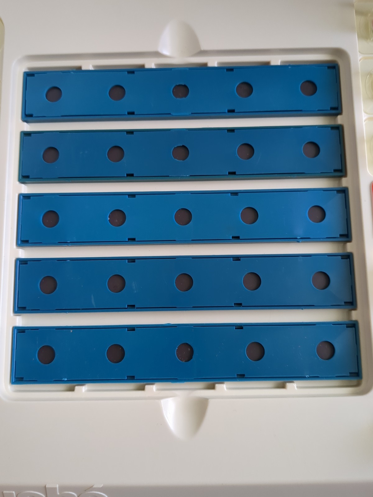 TOUCHE Magnetic Flip Strategy Complete Board Game 1977 Gabriel #78382