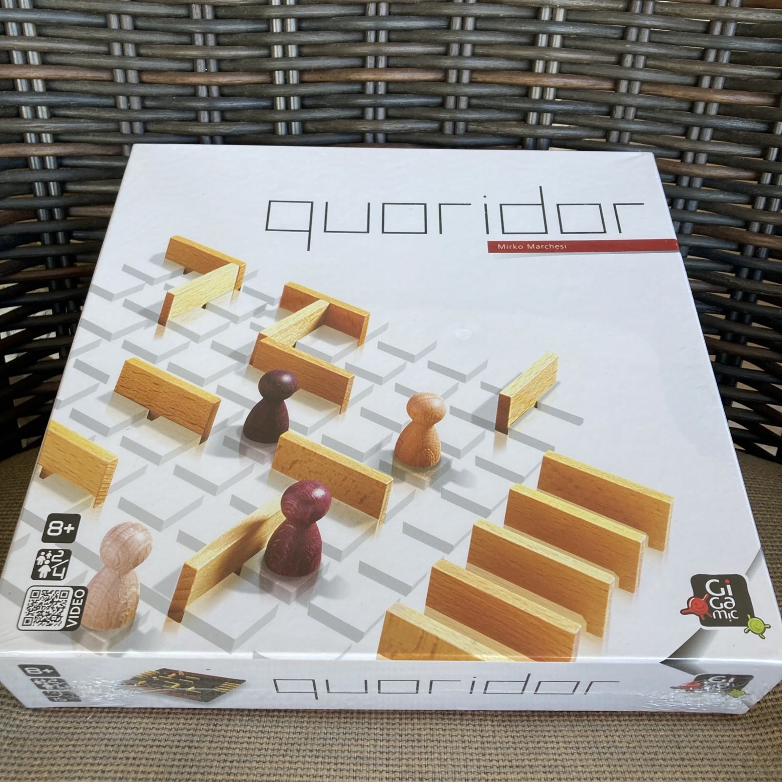 Quoridor Wooden Abstract Strategy Game – Fun for Ages 8+ Sealed * NEW!
