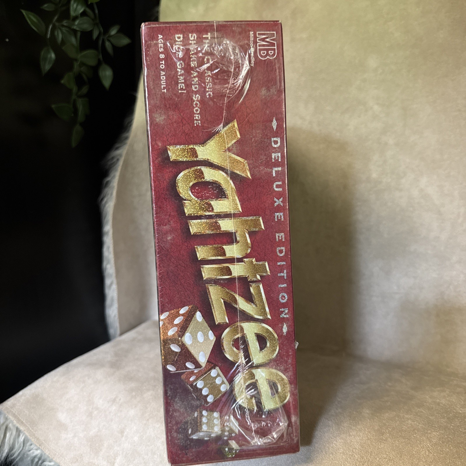 Yahtzee Deluxe Edition Board Game Milton Bradley 1997 New Sealed 4734 As Is