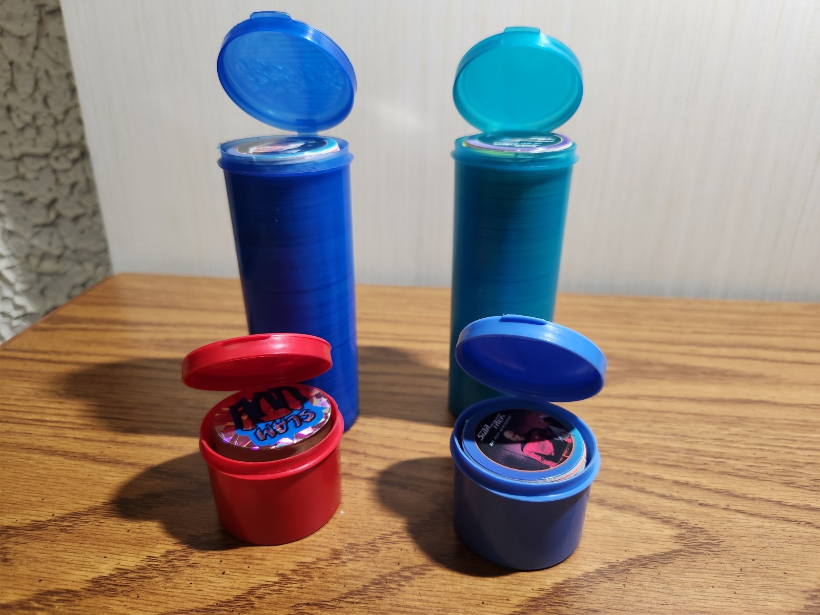 HTF Vintage Lot of 150+ Star Trek Milk Caps POGs 4 Slammers & 4 Containers Game