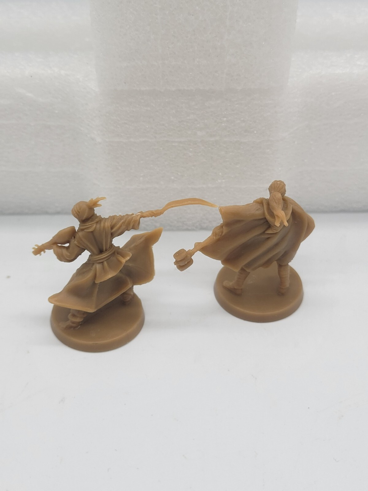 Massive Darkness Bards & Tinkerers – Bards Dylan & Thalia – NO CARDS see Pic