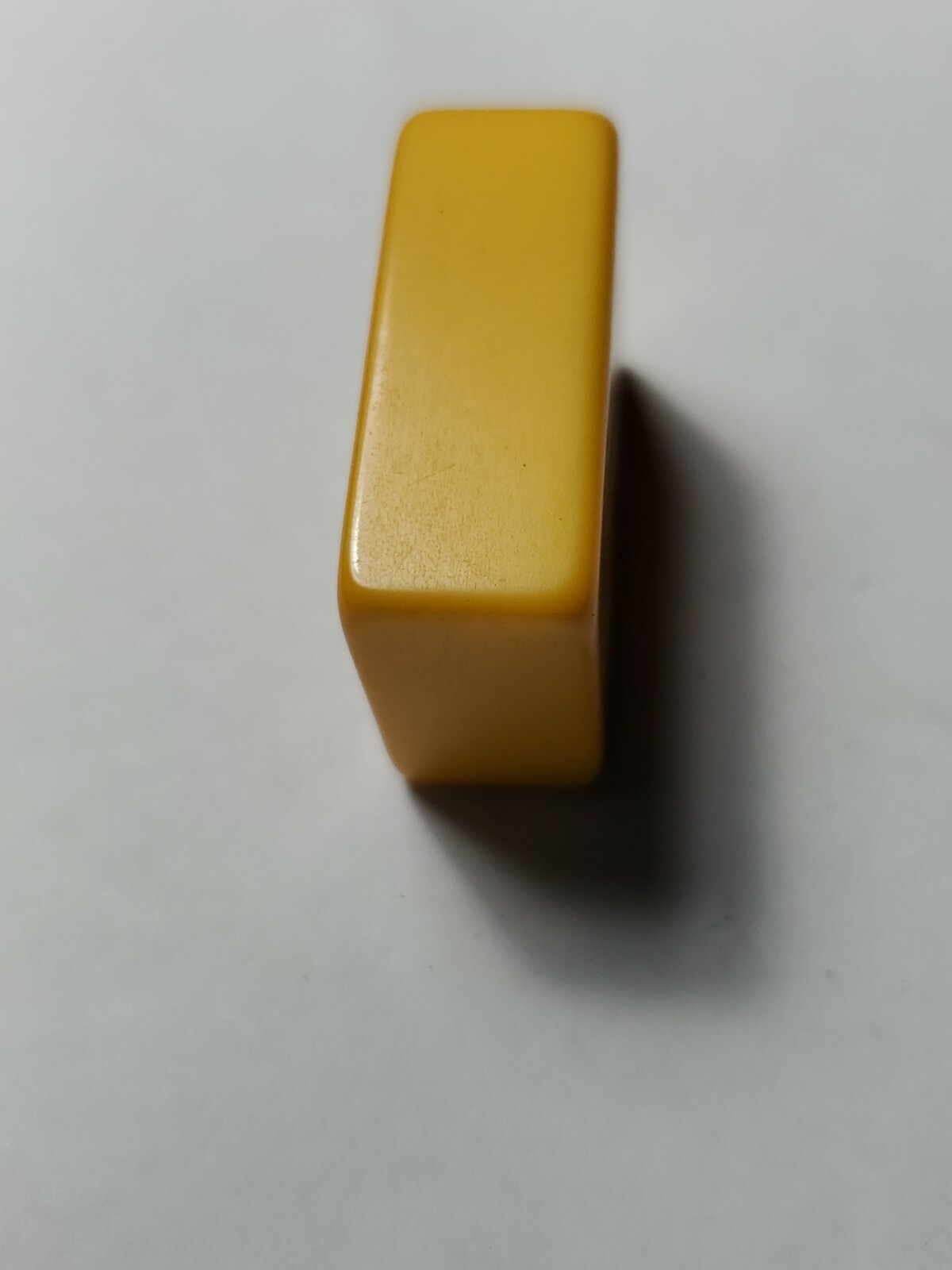 VINTAGE MAH JONG TILES CHINESE BAKELITE 1 1/4″ tall 7/8″ wide 1/2″ thick