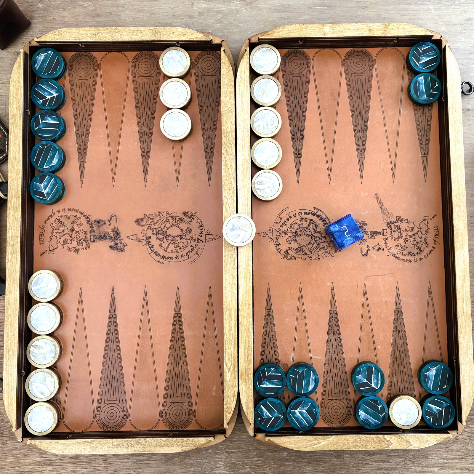 Neptune’s Nacre – Deep Blue Radiance – Backgammon Doubling Cube 36mm