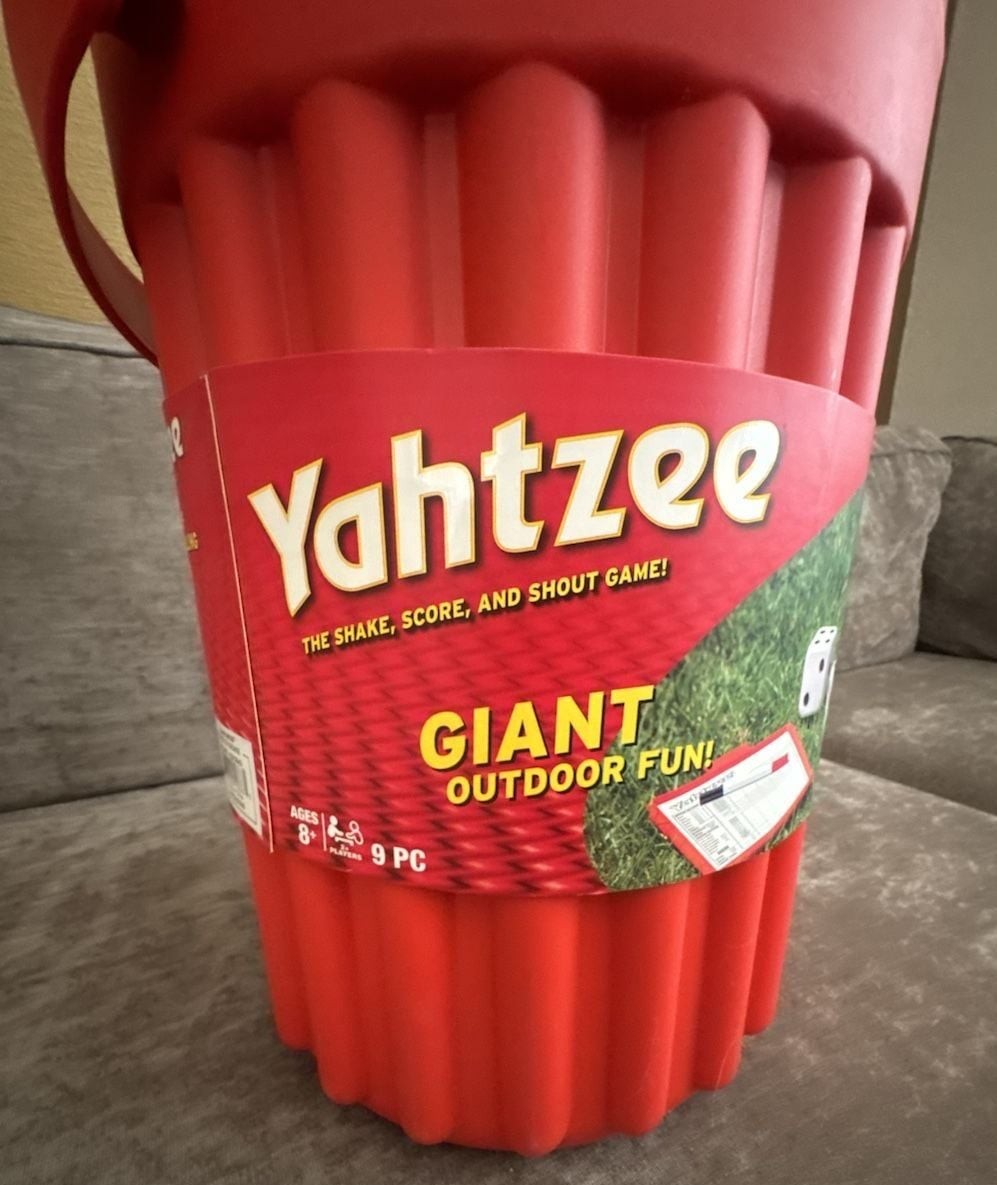 Hasbro Yahtzee Giant Outdoor Fun 9-Piece Lawn Game Set