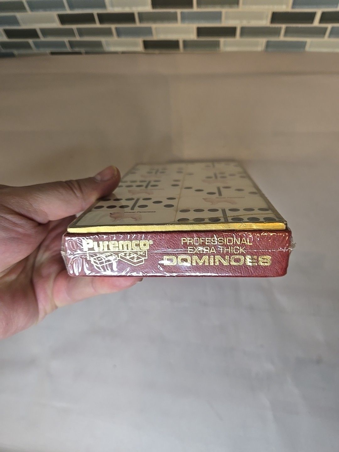 VTG RARE EXTRA THICK PROFESSIONAL MARBLELIKE DOMINOES PUREMCO GREAT PYRENEES DOG