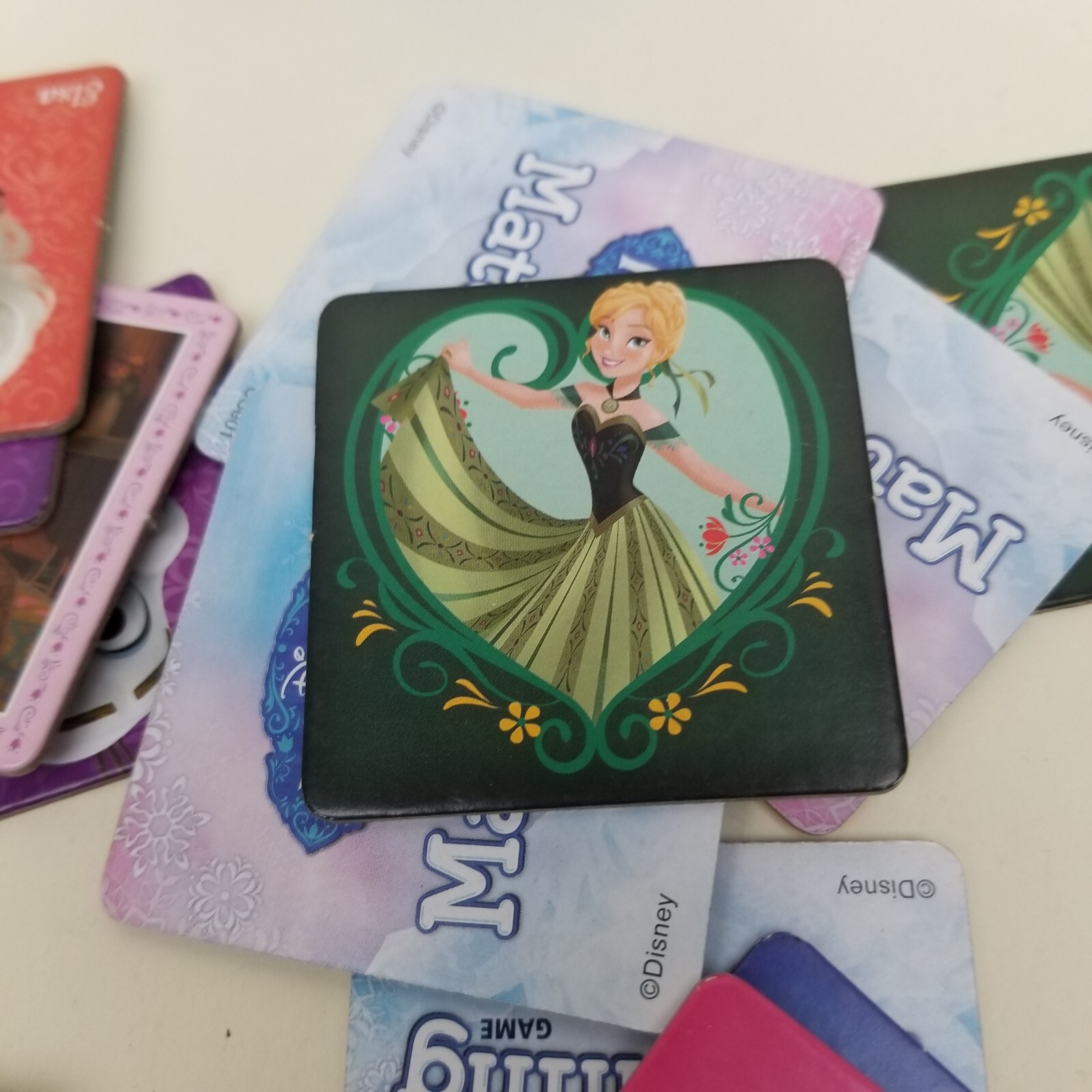 Disney Frozen Matching Game-36 Picture Tiles-Anna, Elsa, Kristoff, Olaf 2014