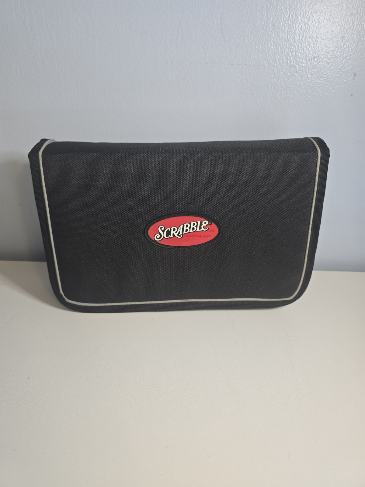 2001 Mini Travel Scrabble Game Folio Edition 100% Complete in Carrying Case