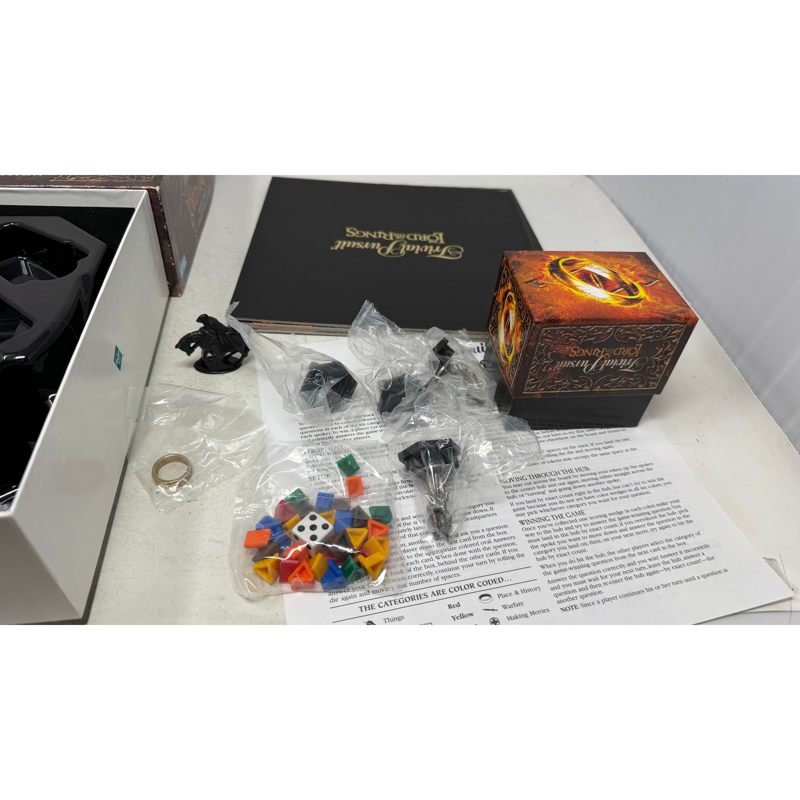 Trivial Pursuit Lord of the Rings Movie Trilogy Collector’s Edition Board Game