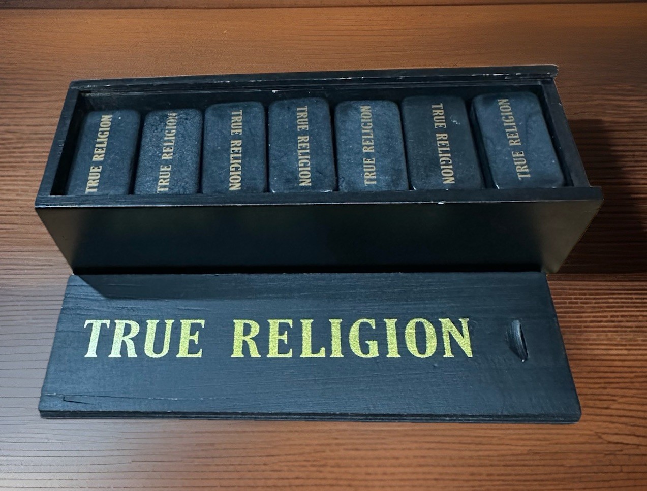 True Religion Jeans Dominos In Wood Box With Slide Lid 28 Dominos