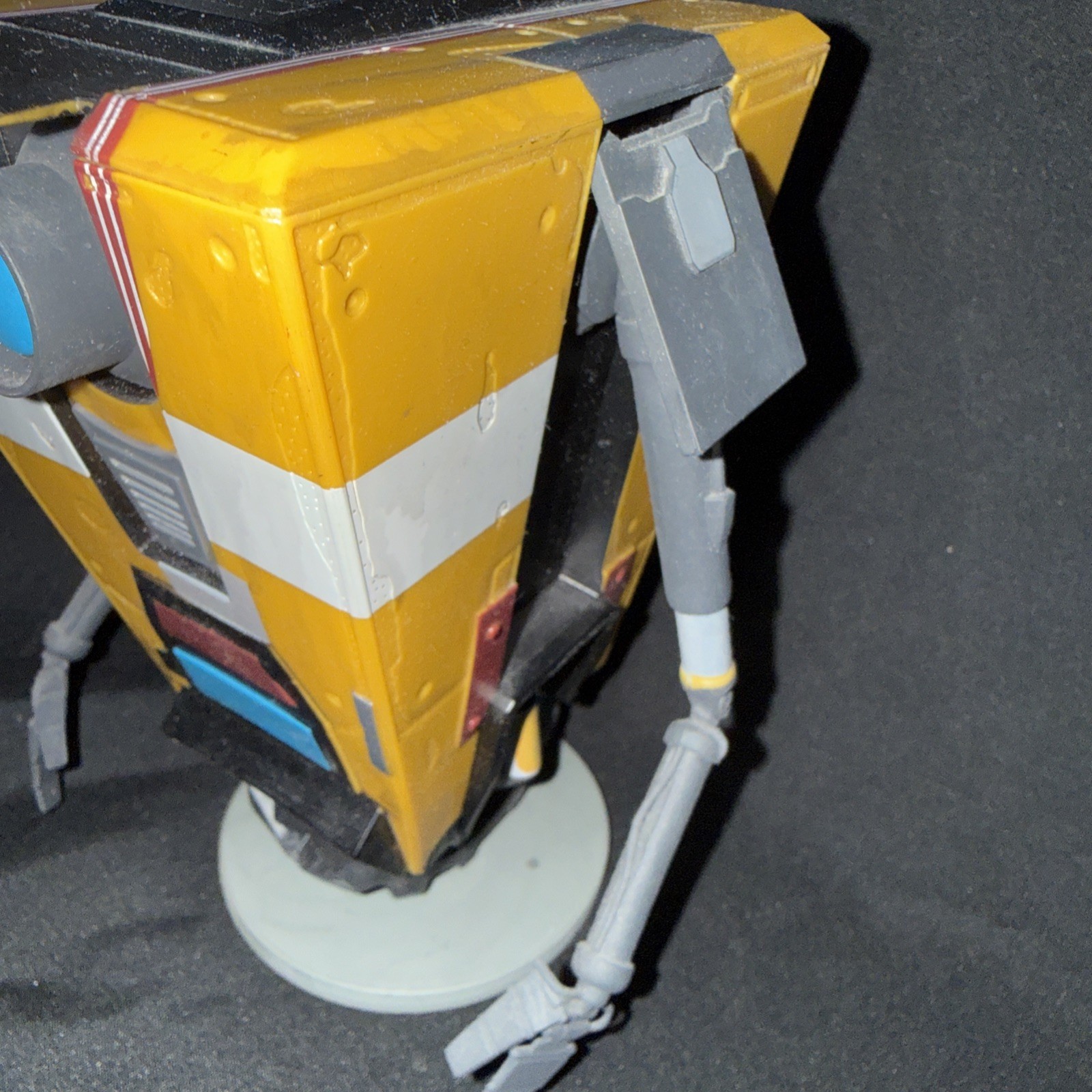 6-In Claptrap Yahtzee Borderlands Collectible CL4P-TP Game NO DICE – Figure Only