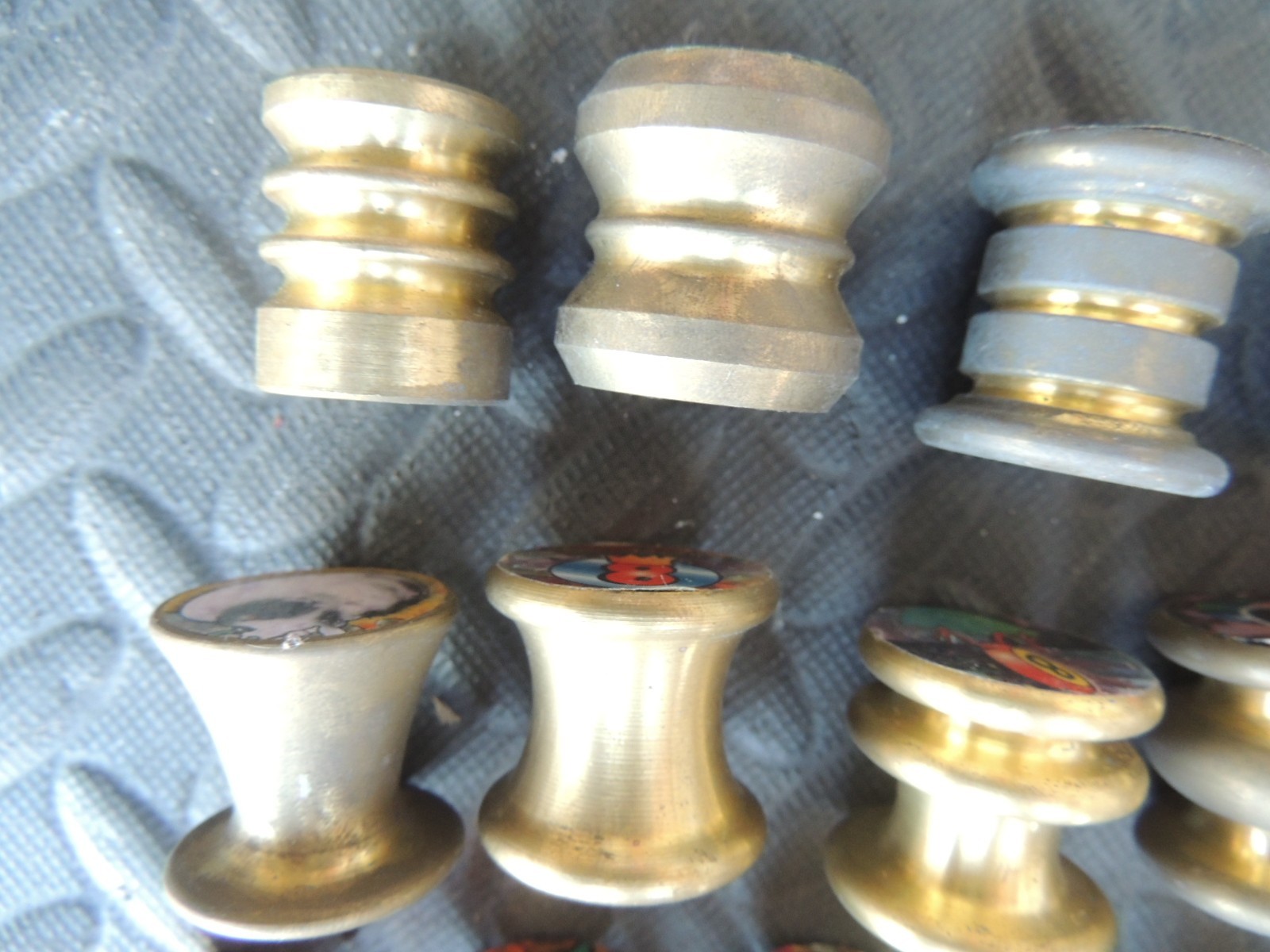 POGS HEAVY BRASS SLAMMER LOT OF 24 VINTAGE 90’S C-PICS POSION 8-BALL SKULLS ETC