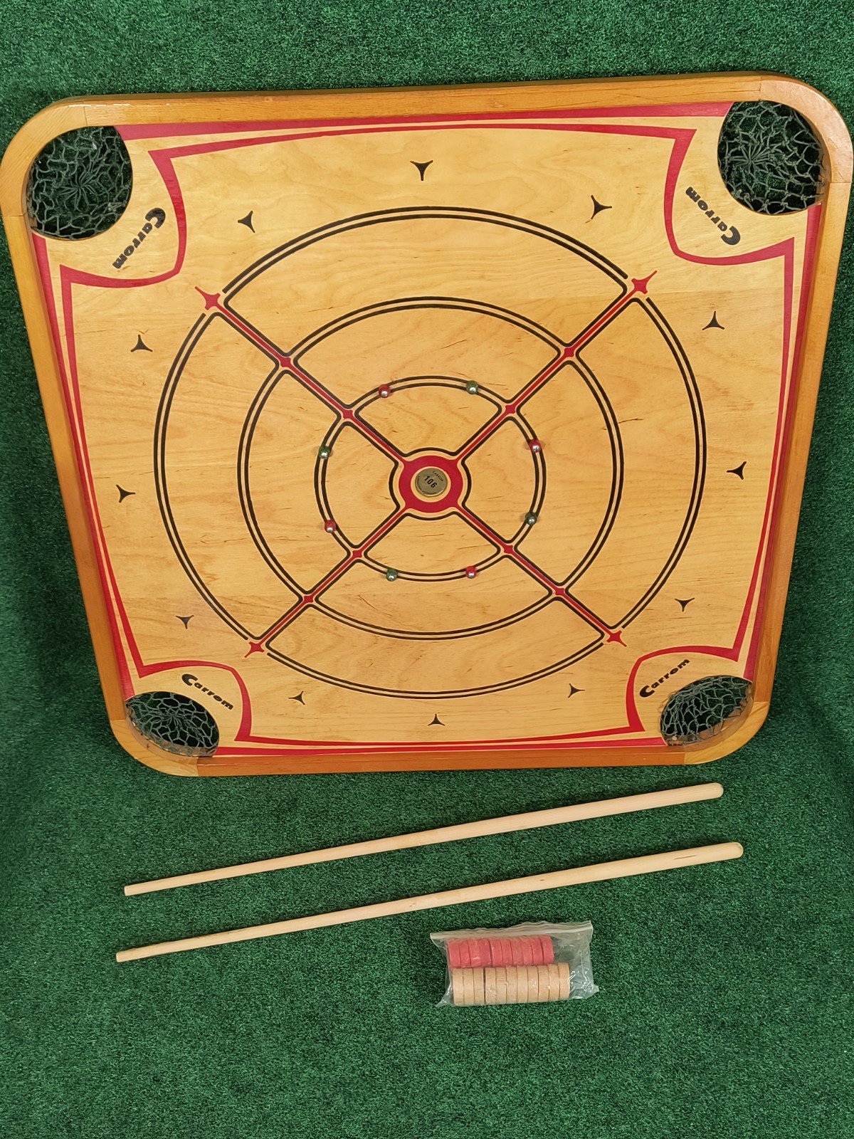 Carrom Board Strategy Game vintage antique w/ wooden pieces . Old . 24 Pieces