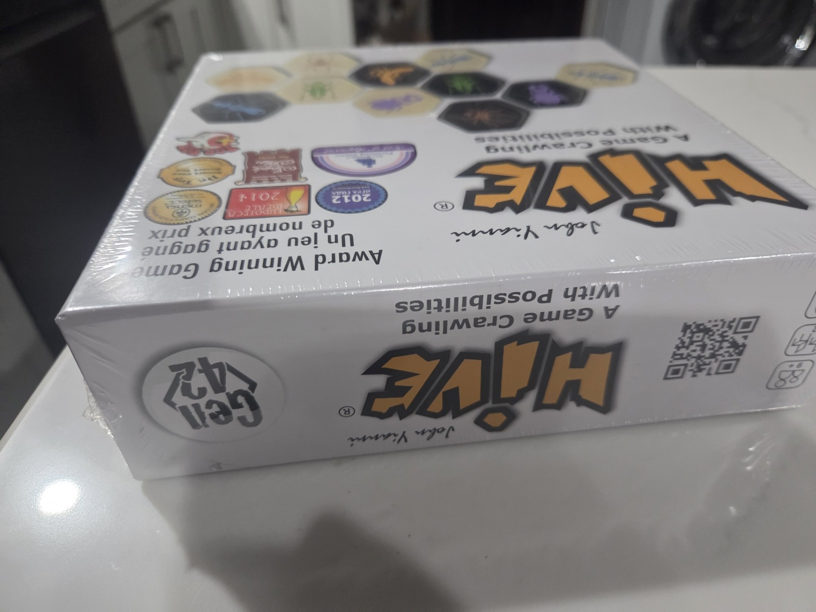 Hive- A Game Crawling With Possibilities – Award Winning – SEALED