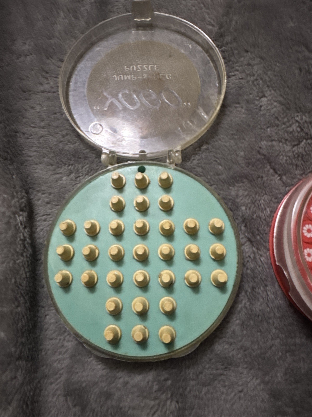Vintage Retro Travel Game Lot: 1950s YOGO Jump-A-Peg & 1970s Round Playing Cards