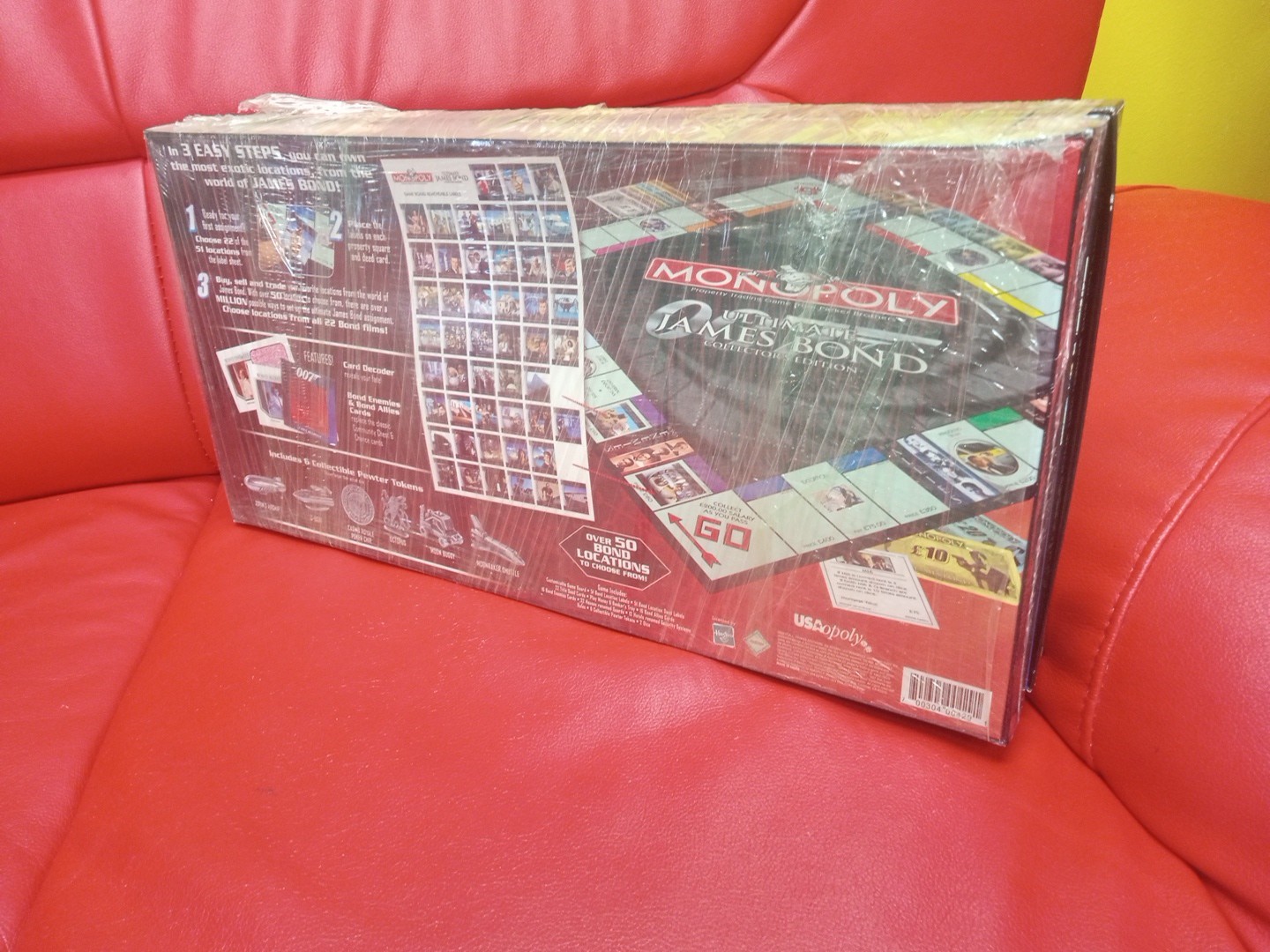 Ultimate James Bond Collectors Edition Monopoly Game + 007 – 2 Game Lot
