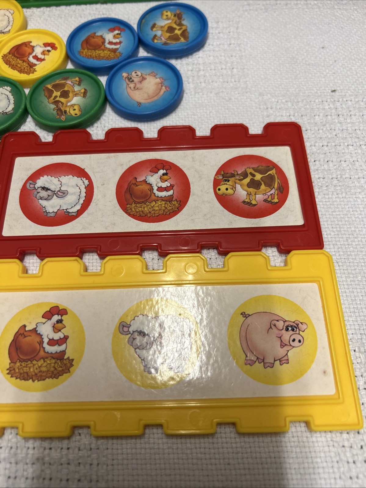 Fisher Price Barnyard Bingo Matching Memory Animal Game Vintage missing 1 piece